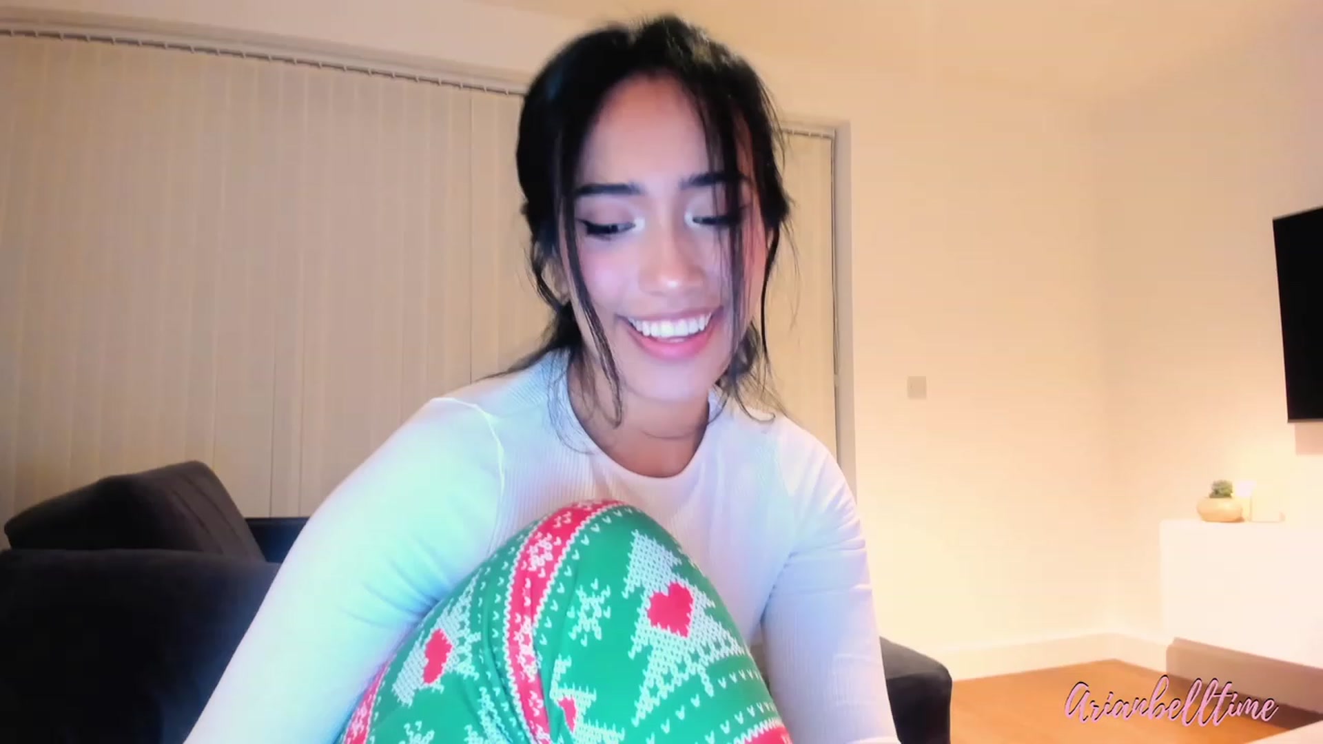 Gallery image thumbnail from ArianBelltime's myfreecams stream on, 12/10/2023, 02:33 image 5 of 20