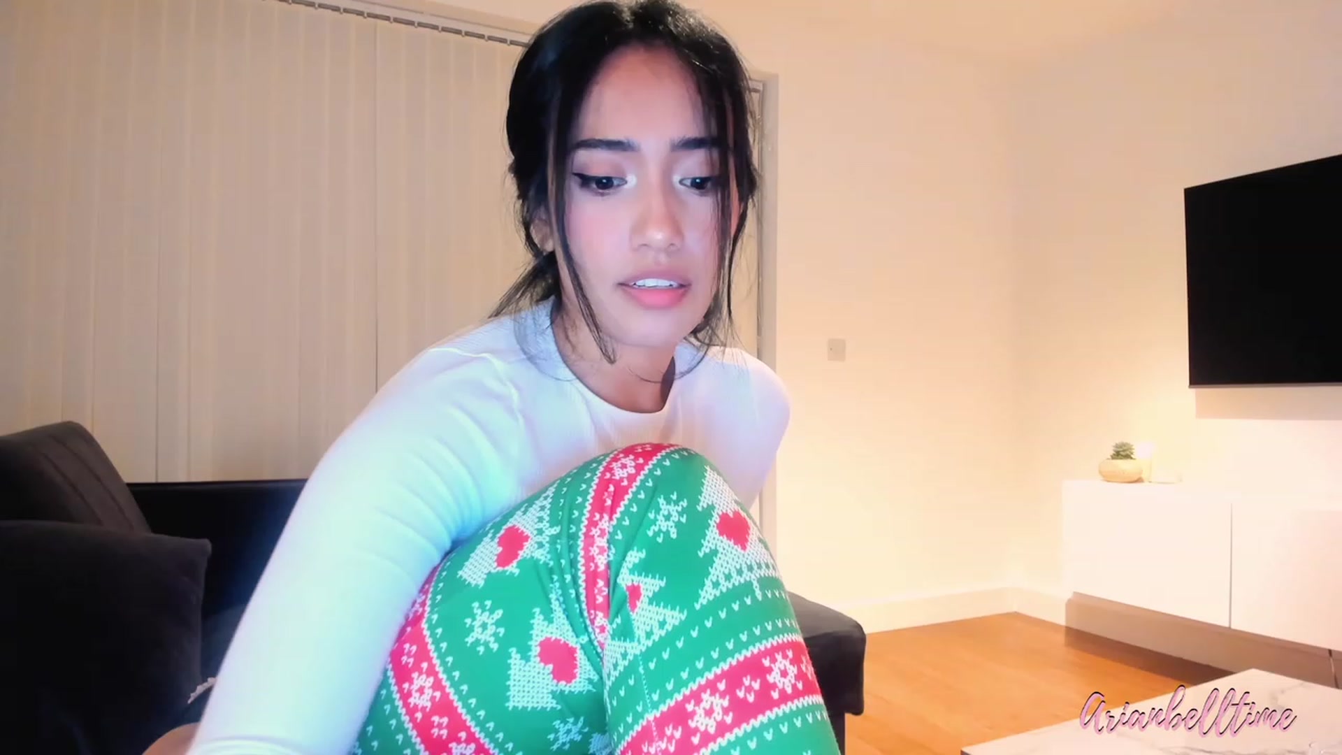 Gallery image thumbnail from ArianBelltime's myfreecams stream on, 12/10/2023, 02:33 image 1 of 20