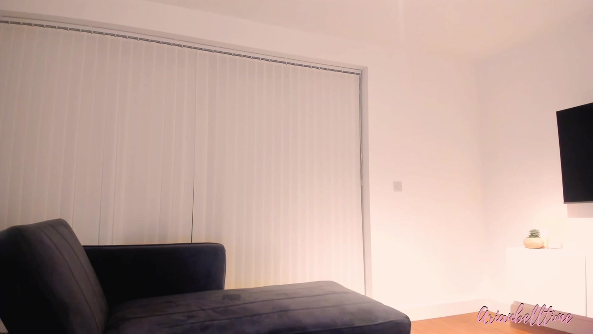 Gallery image thumbnail from ArianBelltime's myfreecams stream on, 12/10/2023, 03:26 image 3 of 20