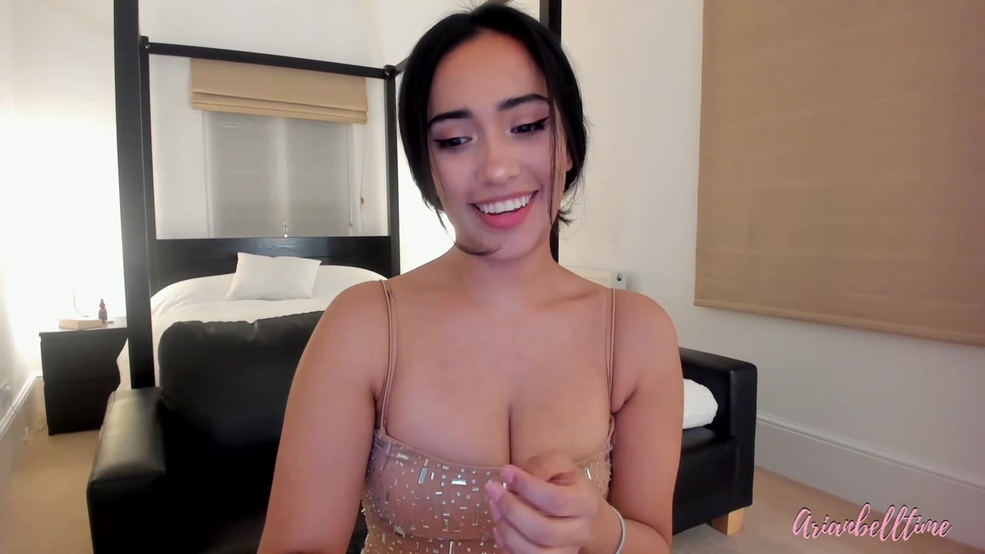 Gallery image thumbnail from ArianBelltime's myfreecams stream on, 02/25/2024, 24:01 image 9 of 20