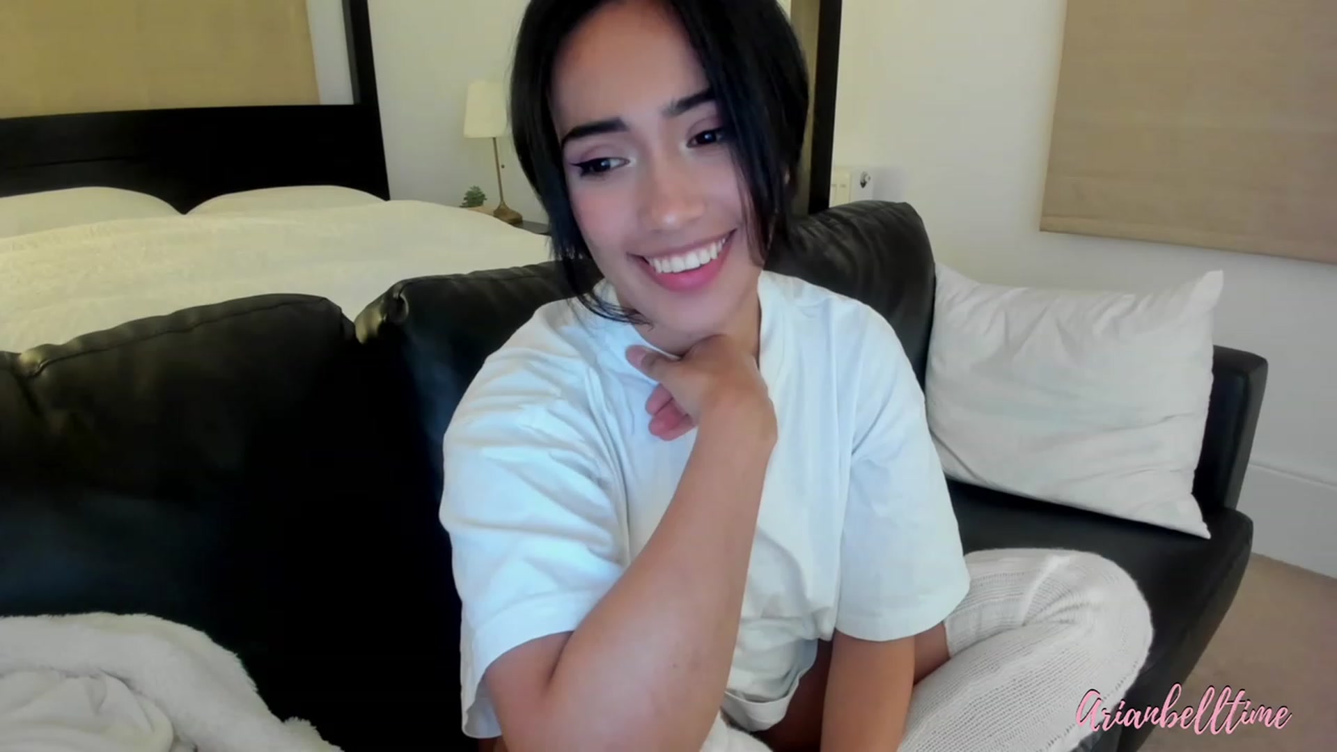 Gallery image thumbnail from ArianBelltime's myfreecams stream on, 02/29/2024, 24:22 image 7 of 20