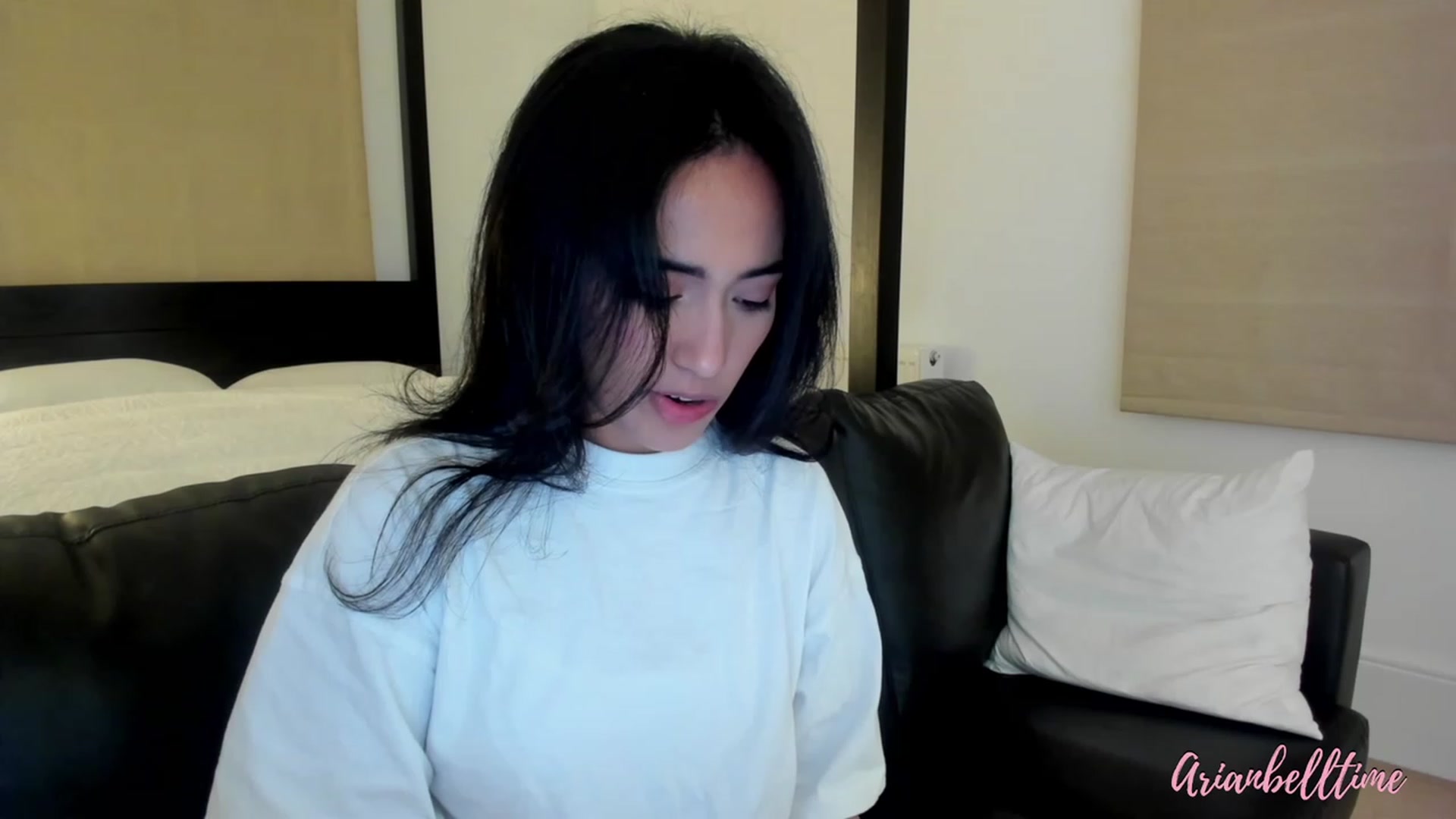 Gallery image thumbnail from ArianBelltime's myfreecams stream on, 02/29/2024, 24:22 image 11 of 20
