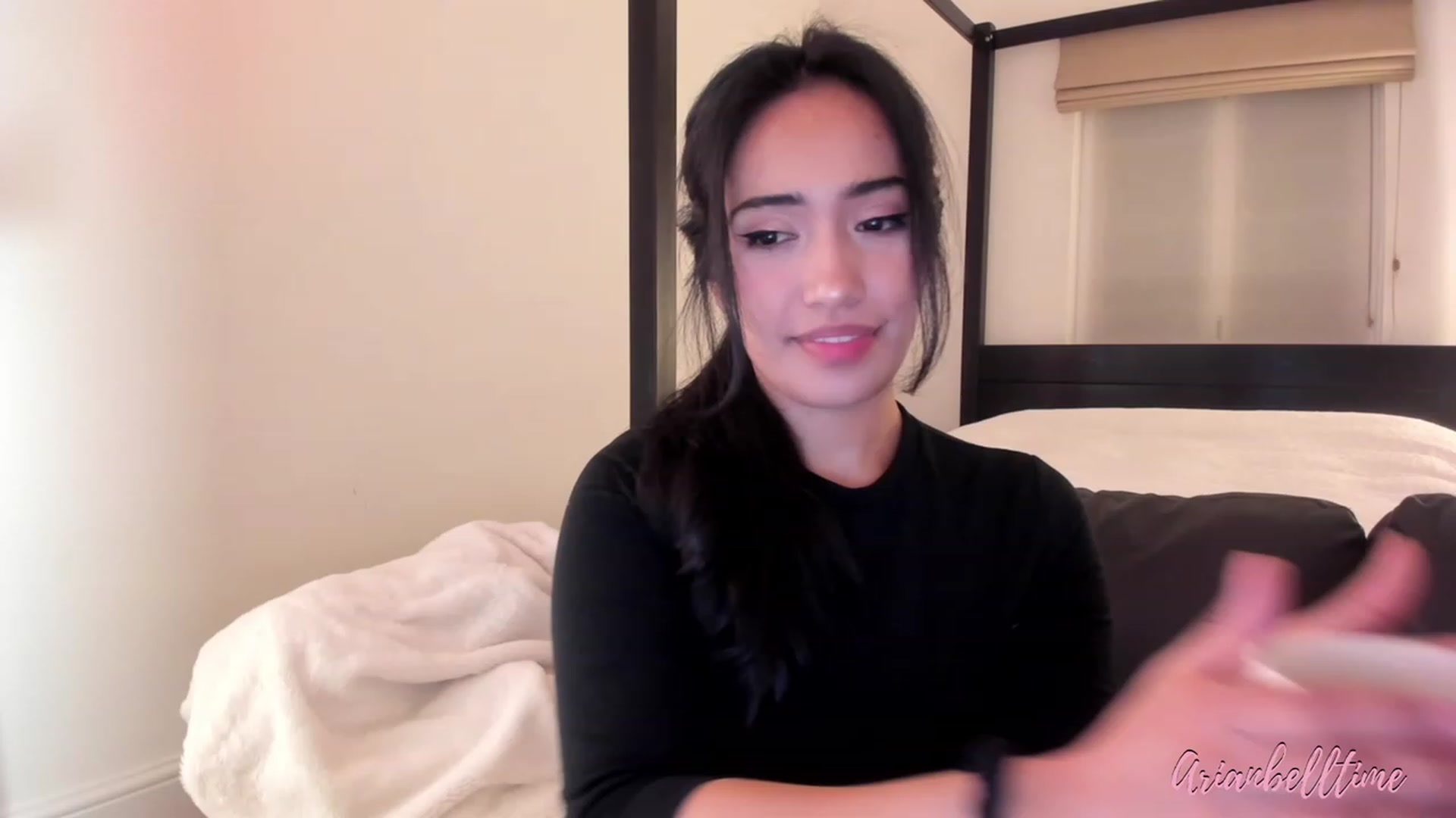 Gallery image thumbnail from ArianBelltime's myfreecams stream on, 03/01/2024, 24:02 image 3 of 20
