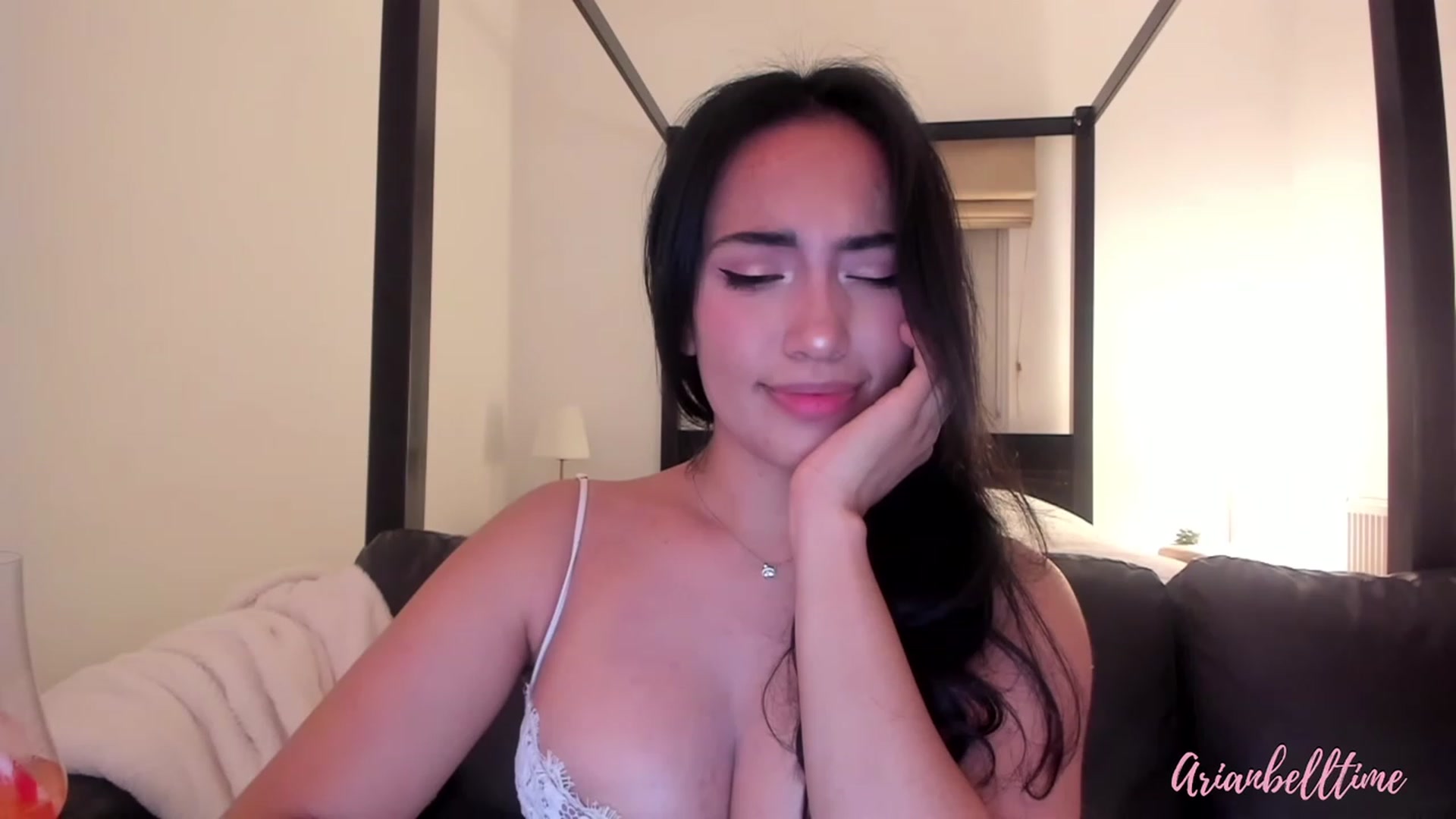 Gallery image thumbnail from ArianBelltime's myfreecams stream on, 03/02/2024, 03:57 image 4 of 20
