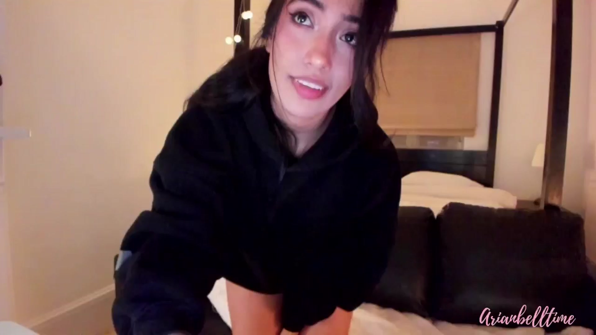 Gallery image thumbnail from ArianBelltime's myfreecams stream on, 07/22/2024, 23:55 image 19 of 20