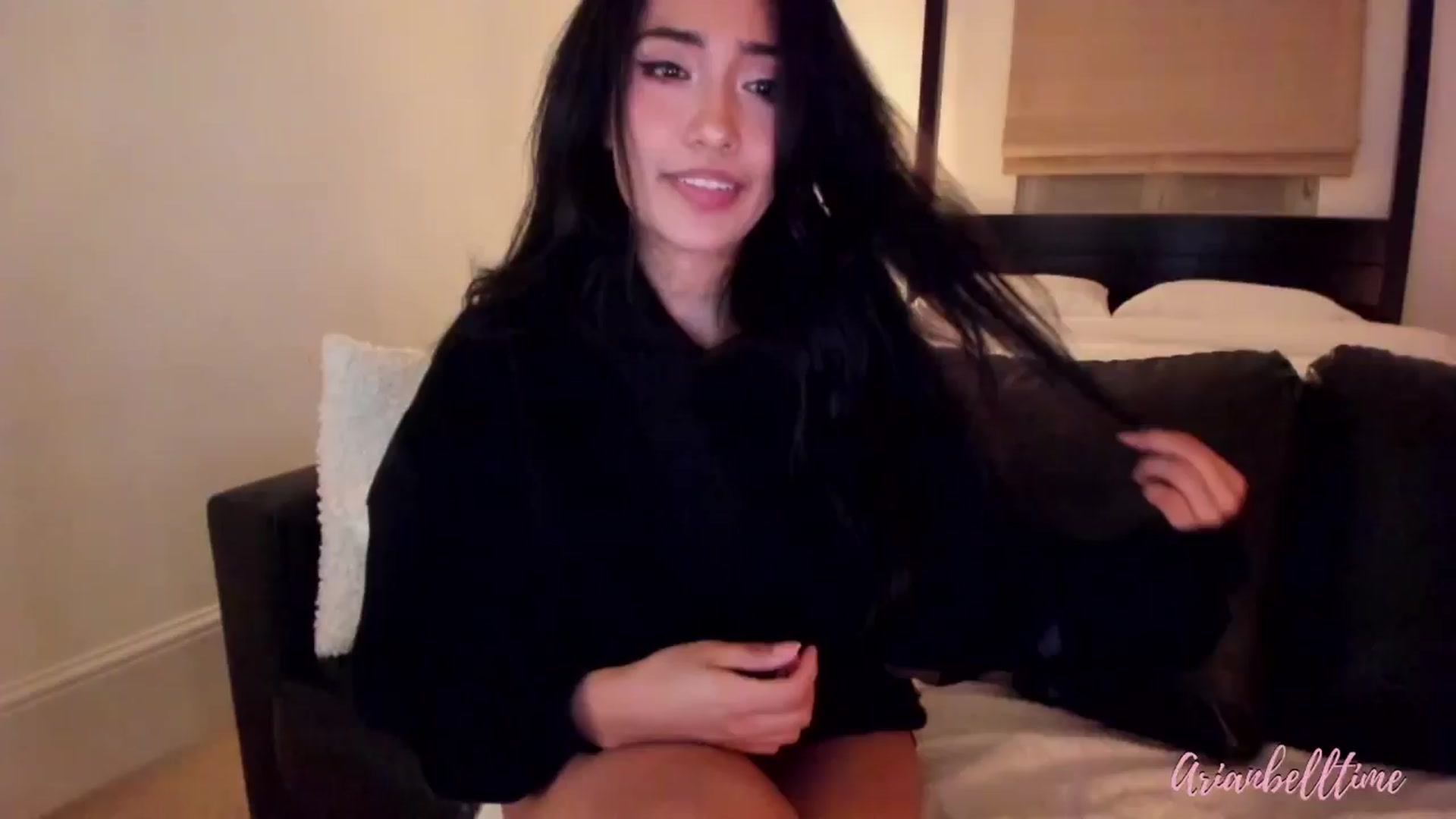 Gallery image thumbnail from ArianBelltime's myfreecams stream on, 07/23/2024, 01:43 image 20 of 20