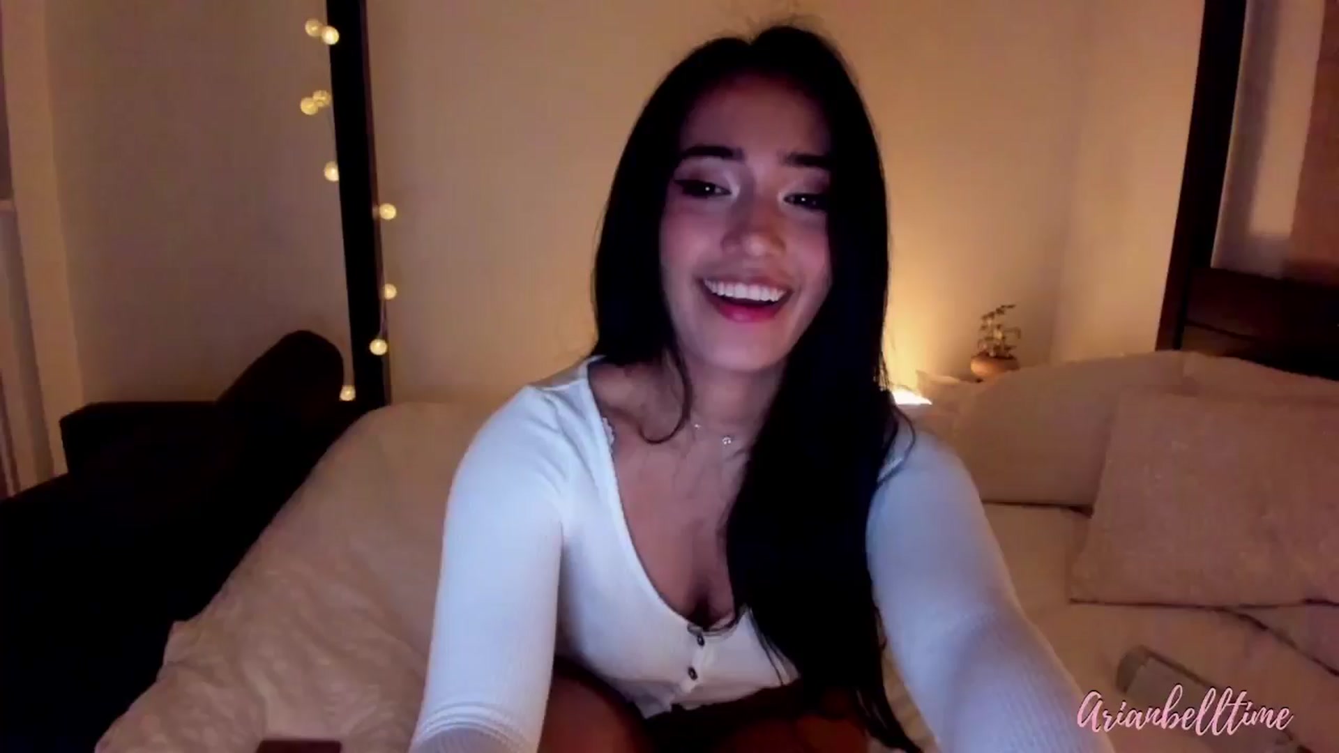 Gallery image thumbnail from ArianBelltime's myfreecams stream on, 08/08/2024, 24:03 image 4 of 20