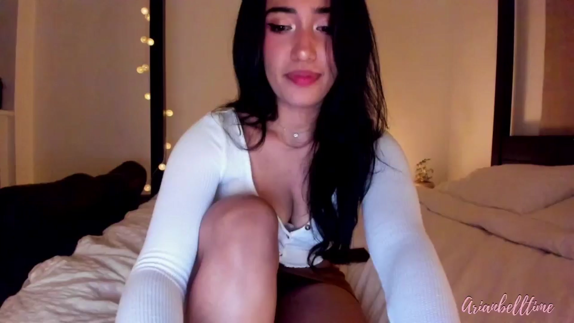 Gallery image thumbnail from ArianBelltime's myfreecams stream on, 08/08/2024, 24:35 image 19 of 20