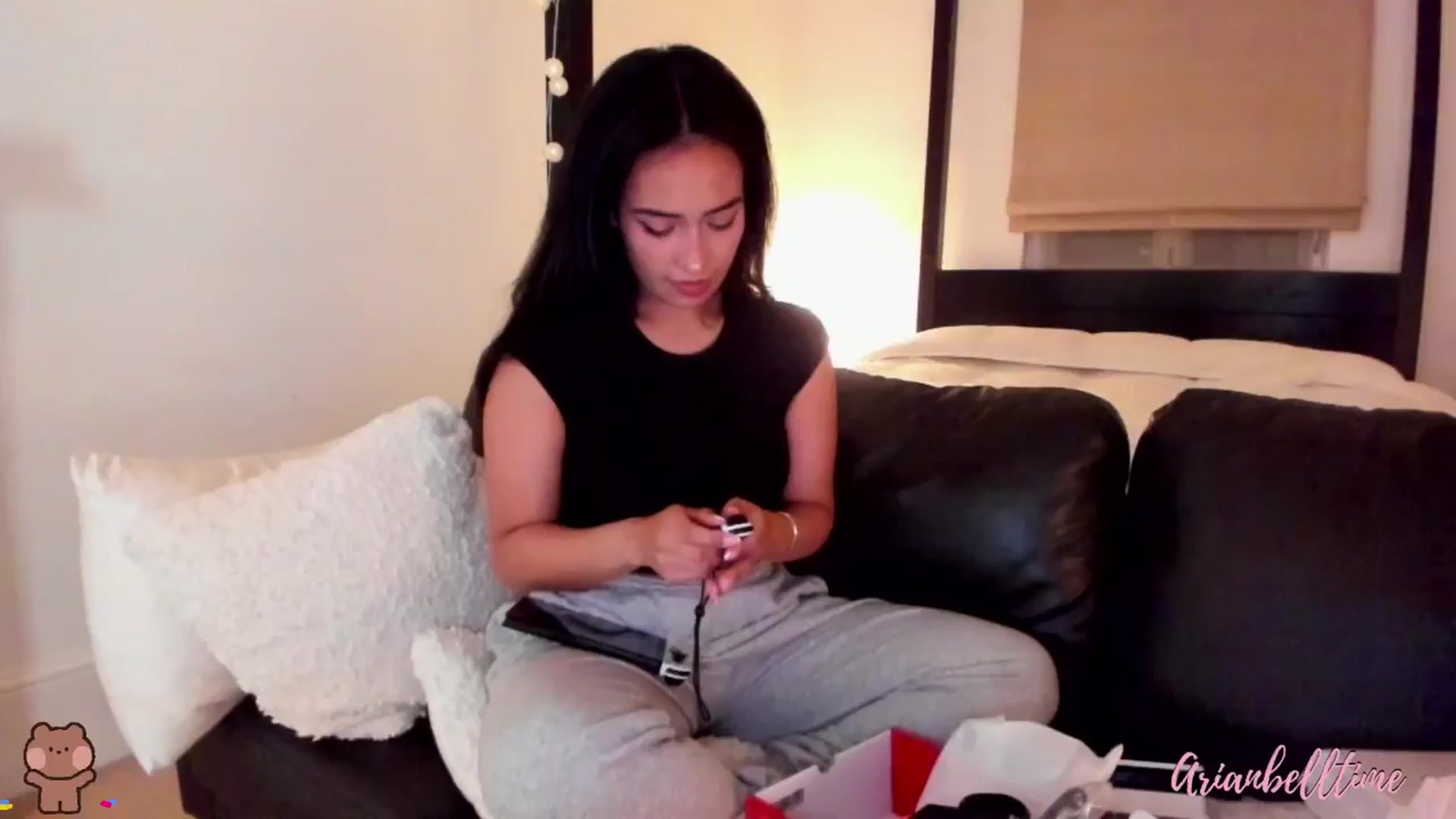 Gallery image thumbnail from ArianBelltime's myfreecams stream on, 09/21/2024, 24:08 image 8 of 20