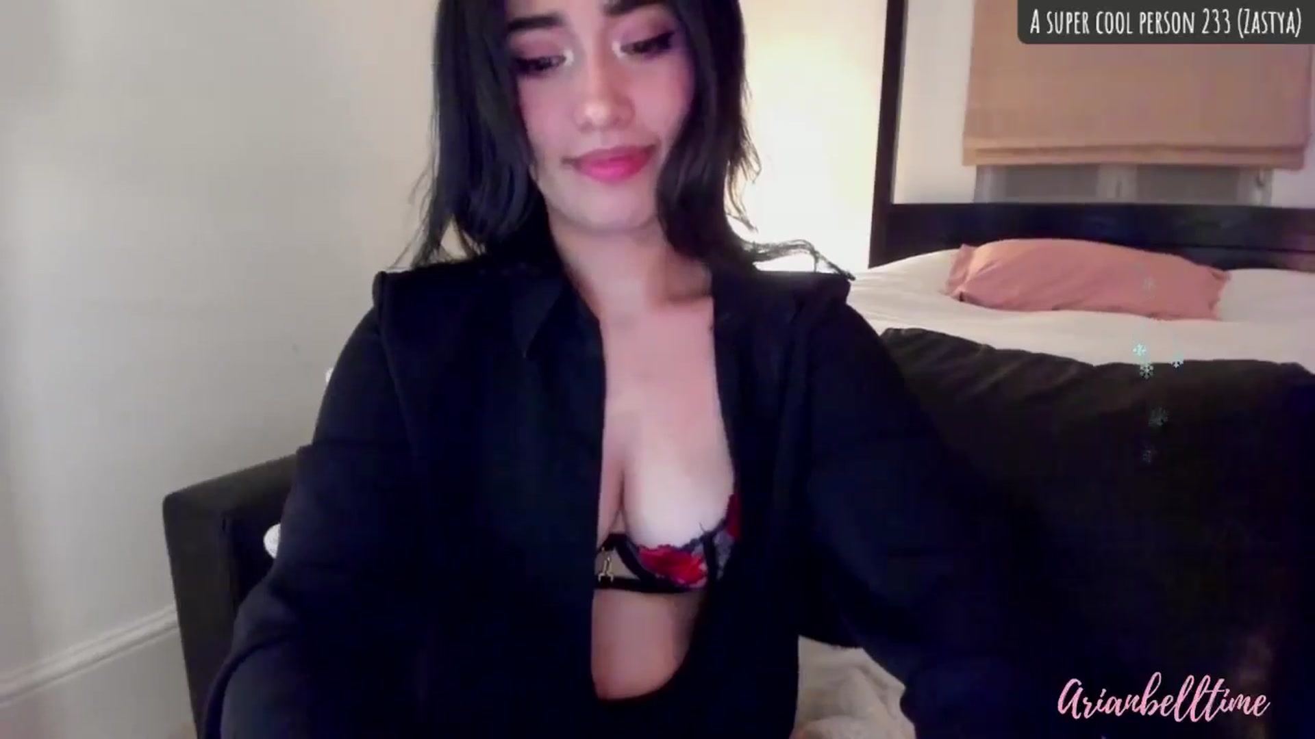 Gallery image thumbnail from ArianBelltime's myfreecams stream on, 11/27/2024, 02:37 image 16 of 20