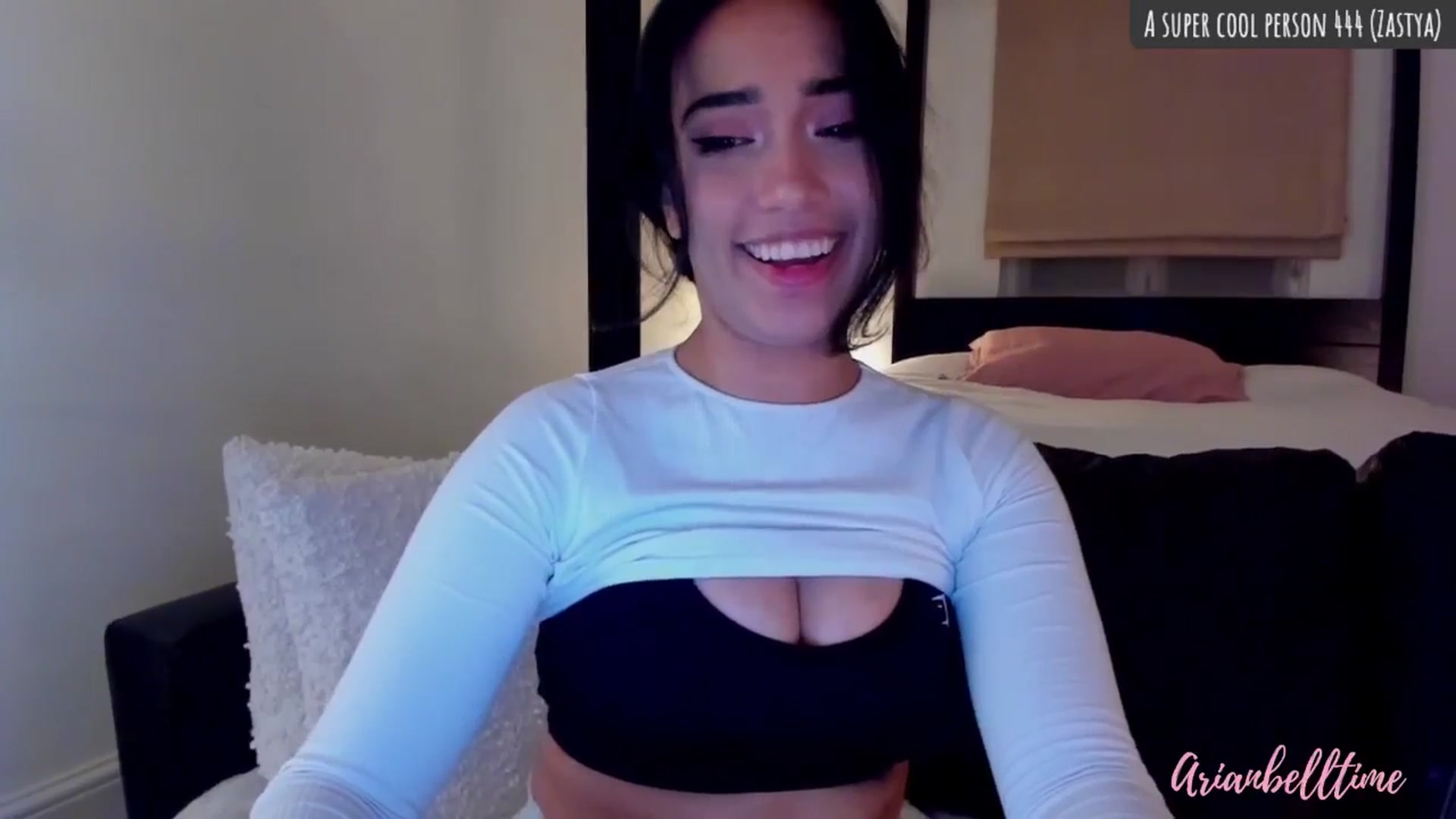 Gallery image thumbnail from ArianBelltime's myfreecams stream on, 11/28/2024, 03:40 image 6 of 20