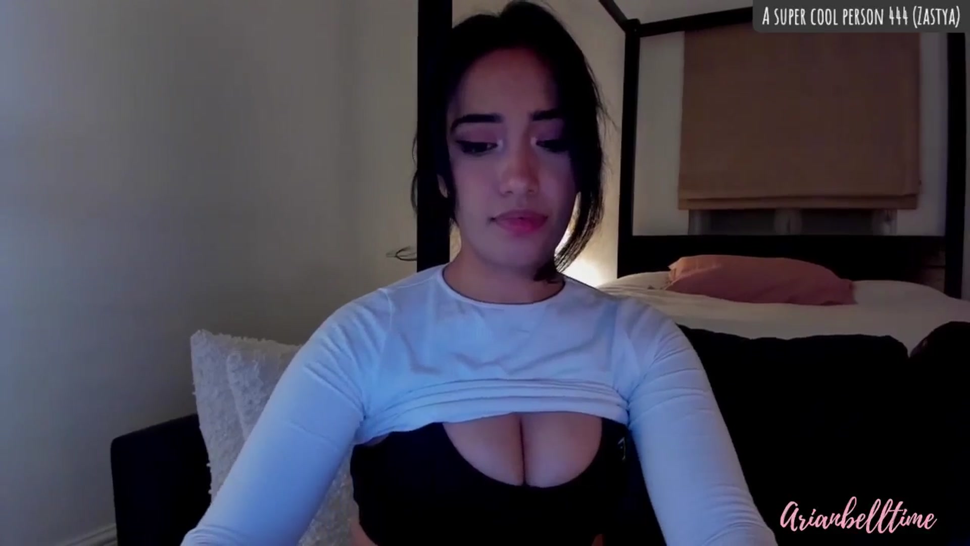 Gallery image thumbnail from ArianBelltime's myfreecams stream on, 11/28/2024, 03:40 image 8 of 20