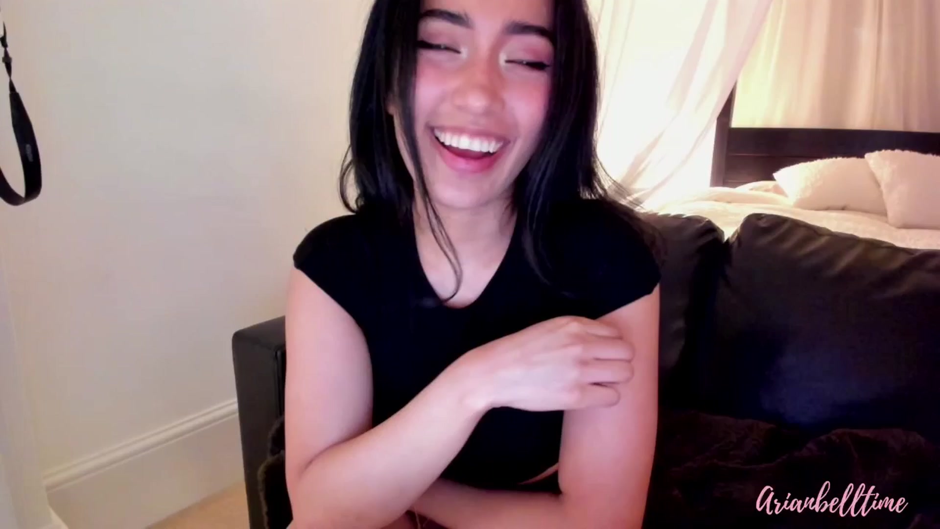 Gallery image thumbnail from ArianBelltime's myfreecams stream on, 04/26/2025, 24:05 image 15 of 20