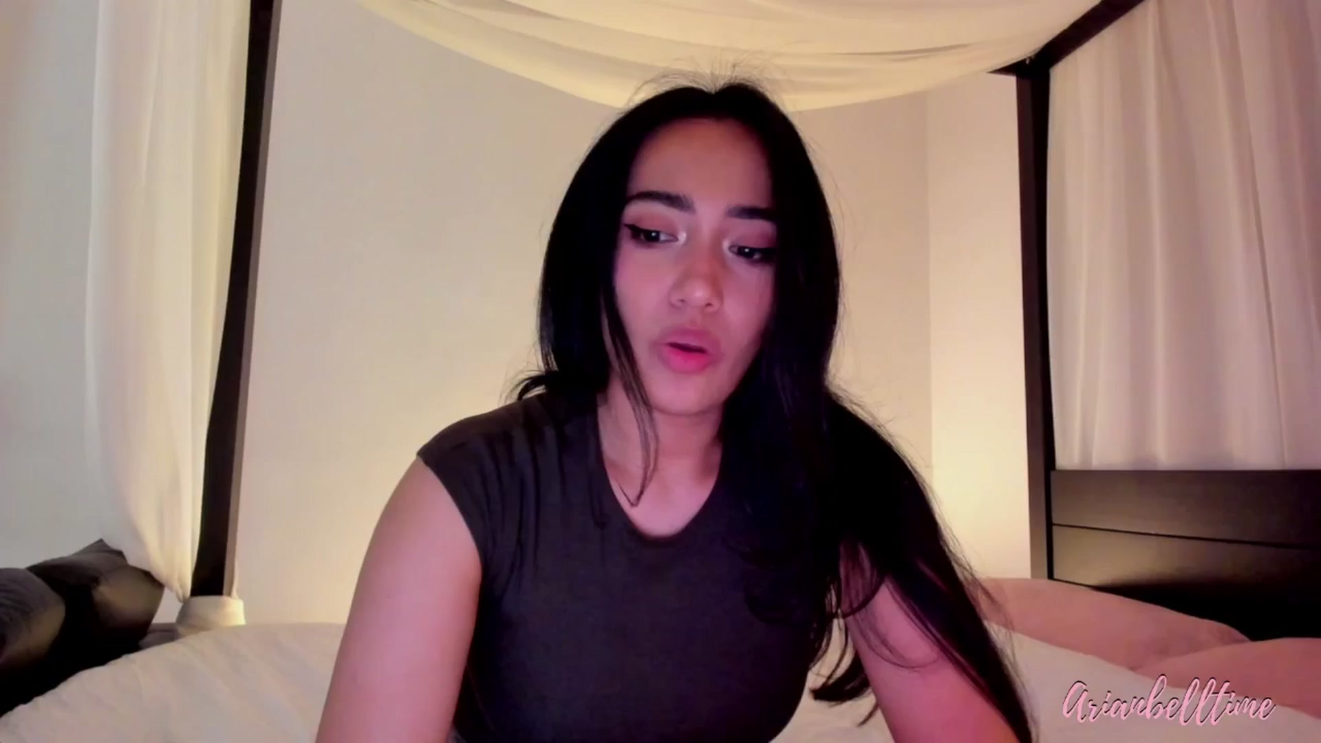 Gallery image thumbnail from ArianBelltime's myfreecams stream on, 04/30/2025, 01:39 image 18 of 20