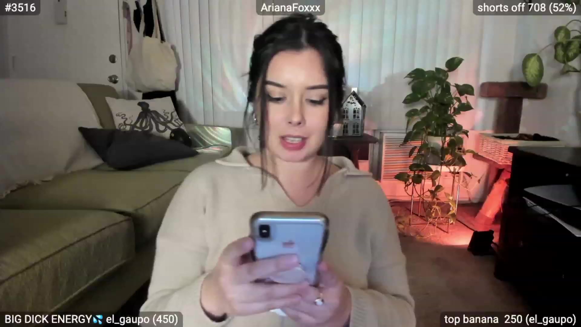 Gallery image thumbnail from ArianaFoxxx's myfreecams stream on, 11/15/2022, 10:02 image 16 of 20