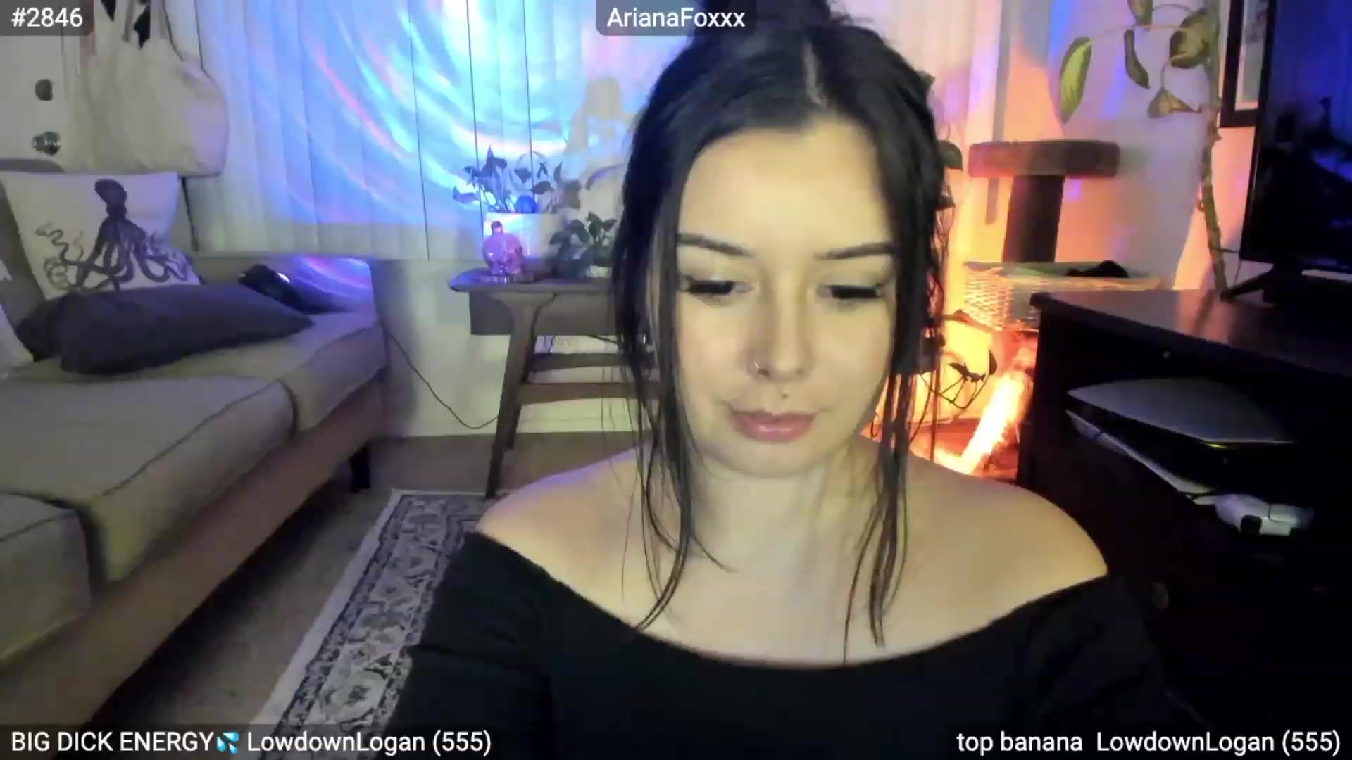 Gallery image thumbnail from ArianaFoxxx's myfreecams stream on, 11/22/2022, 09:43 image 14 of 20