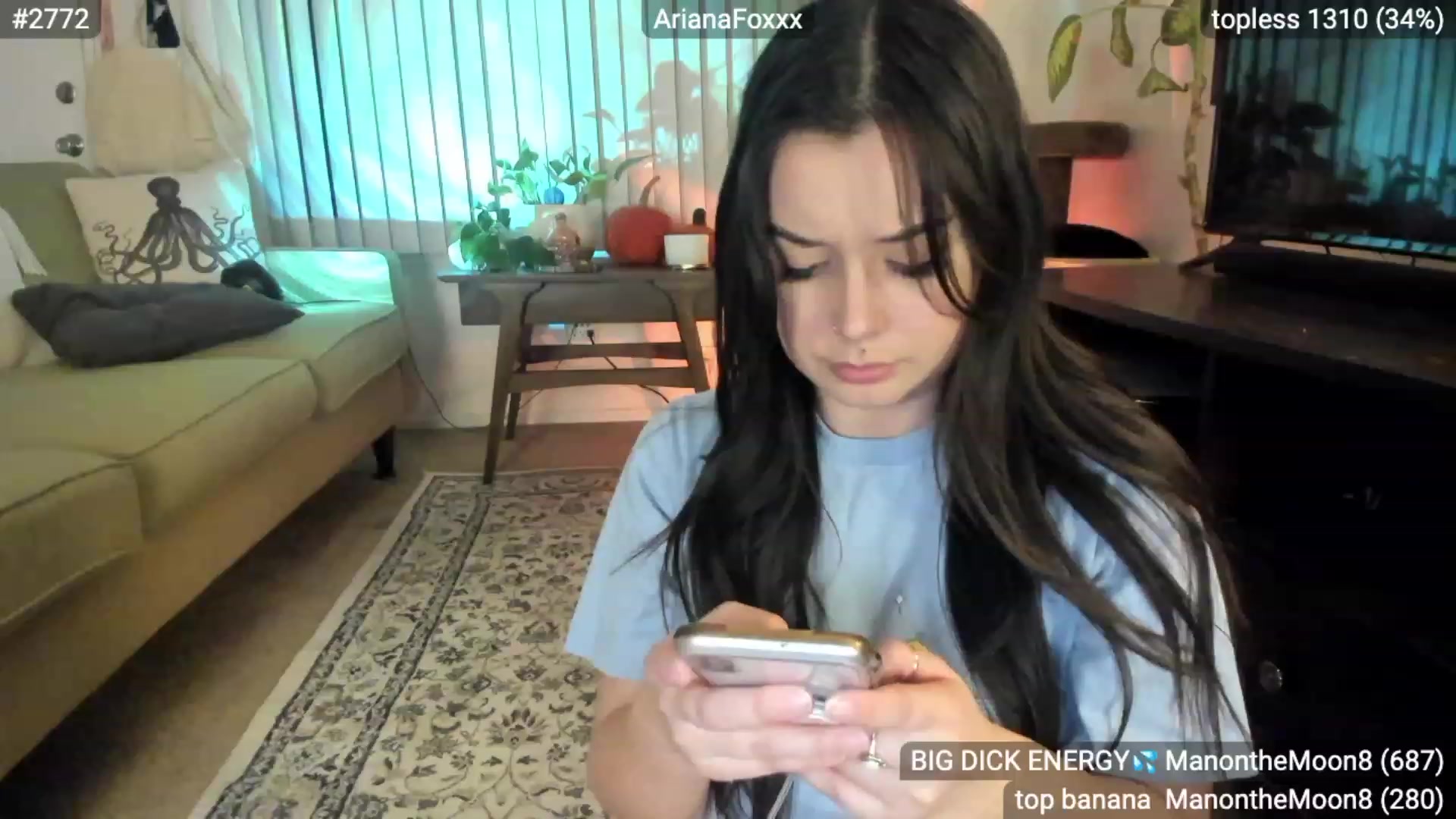 Gallery image thumbnail from ArianaFoxxx's myfreecams stream on, 11/23/2022, 08:13 image 18 of 20