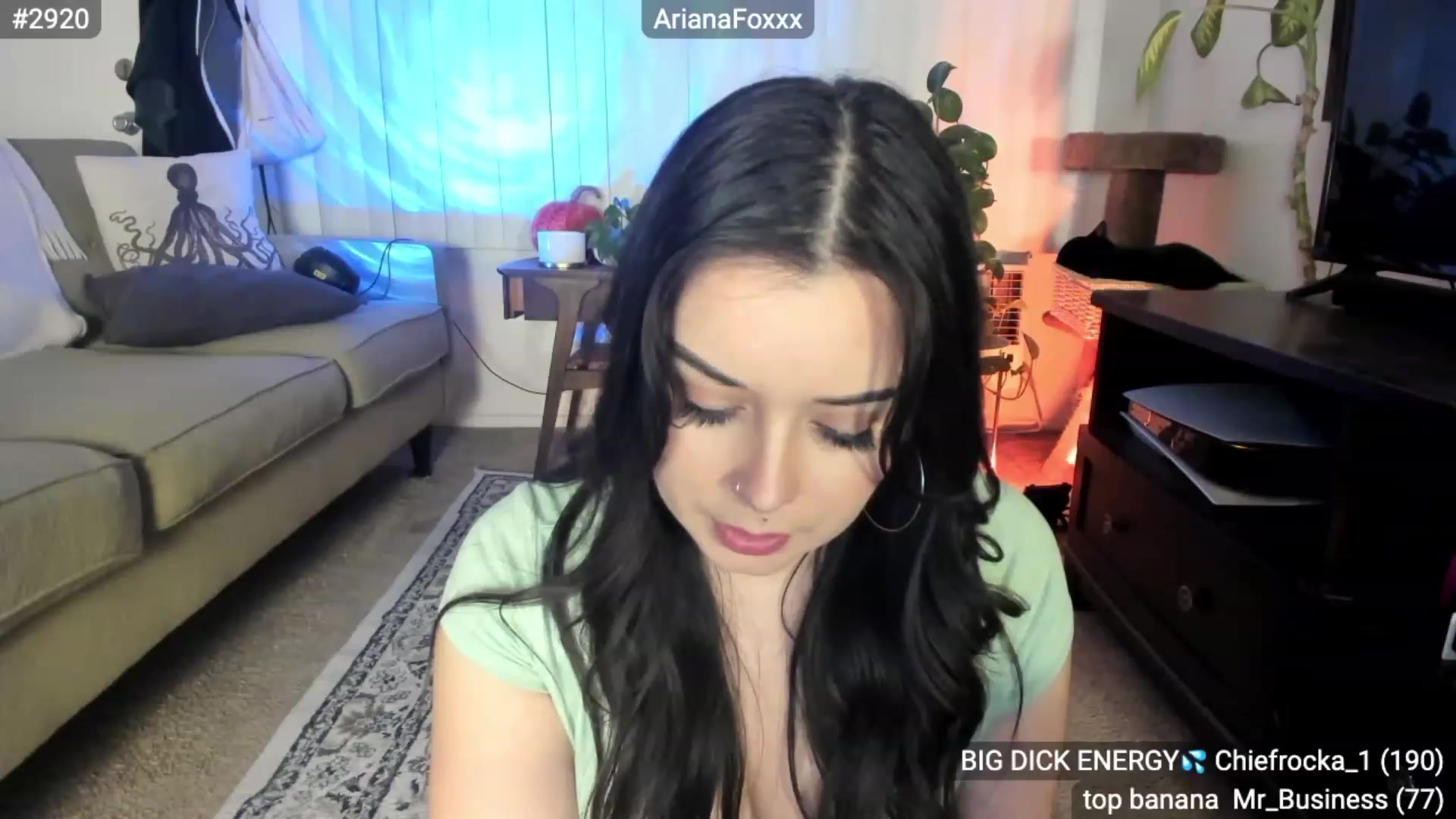 Gallery image thumbnail from ArianaFoxxx's myfreecams stream on, 11/27/2022, 07:23 image 17 of 20