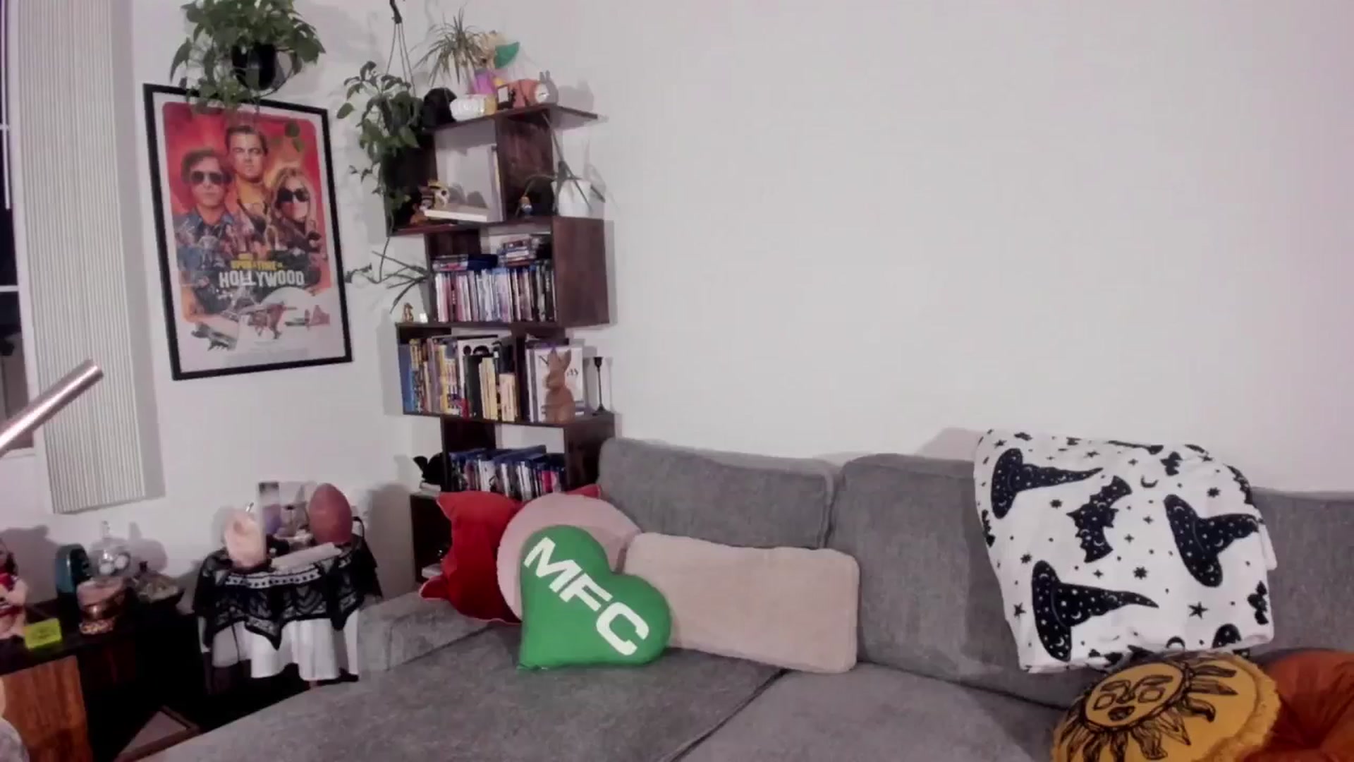Gallery image thumbnail from ArianaFoxxx's myfreecams stream on, 11/11/2024, 08:34 image 17 of 20