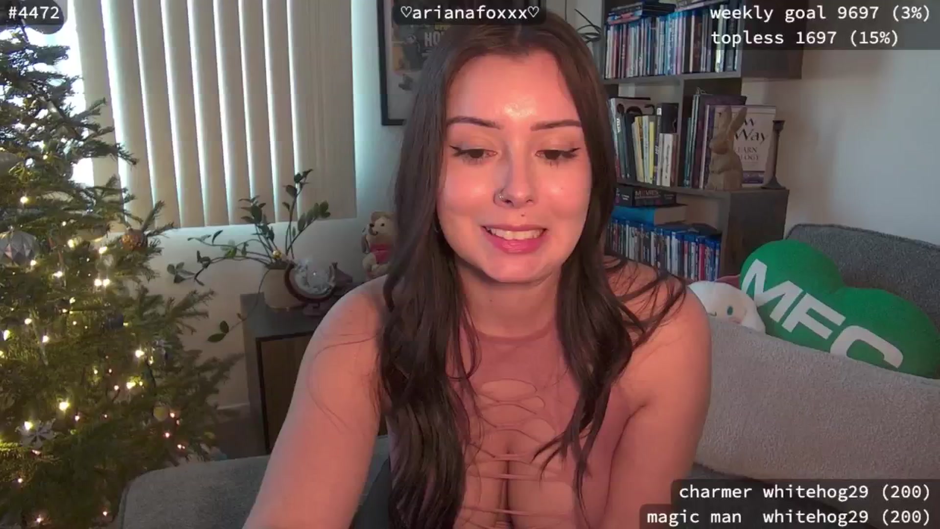 Gallery image thumbnail from ArianaFoxxx's myfreecams stream on, 12/29/2024, 23:43 image 10 of 20