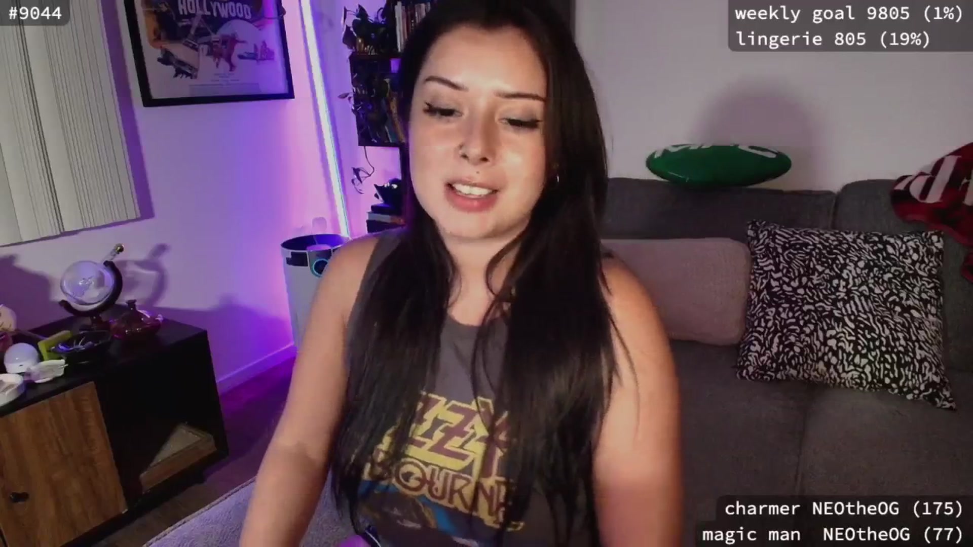 Gallery image thumbnail from ArianaFoxxx's myfreecams stream on, 08/12/2025, 09:46 image 5 of 20