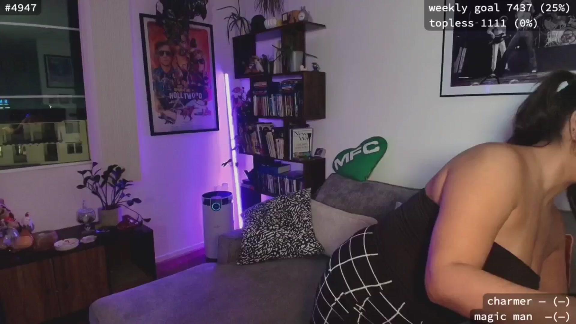 Gallery image thumbnail from ArianaFoxxx's myfreecams stream on, 08/19/2025, 08:06 image 14 of 20