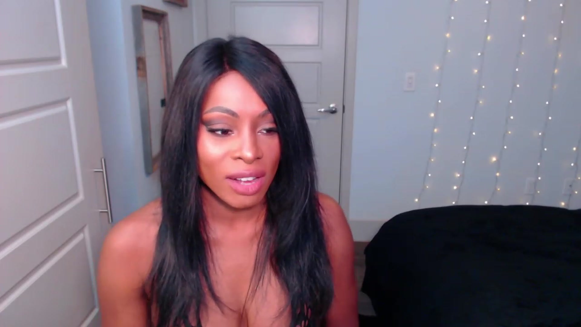 Gallery image thumbnail from ArianaVenti's myfreecams stream on, 11/23/2022, 21:52 image 13 of 20