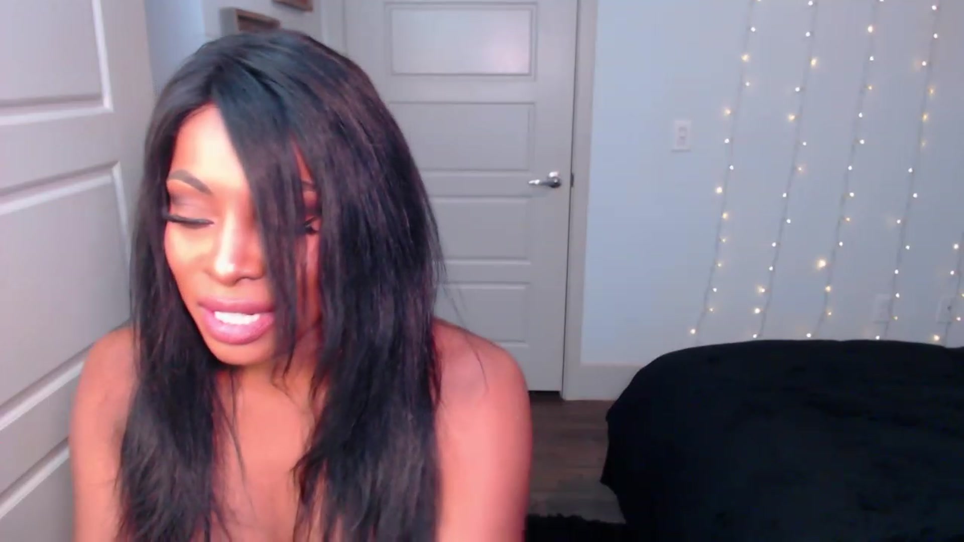 Gallery image thumbnail from ArianaVenti's myfreecams stream on, 11/23/2022, 21:52 image 17 of 20