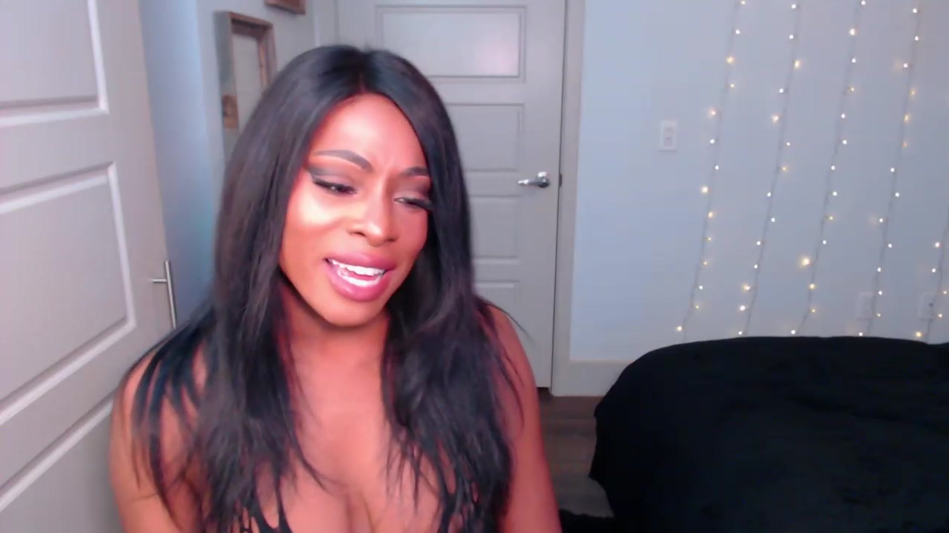 Gallery image thumbnail from ArianaVenti's myfreecams stream on, 11/23/2022, 21:52 image 9 of 20
