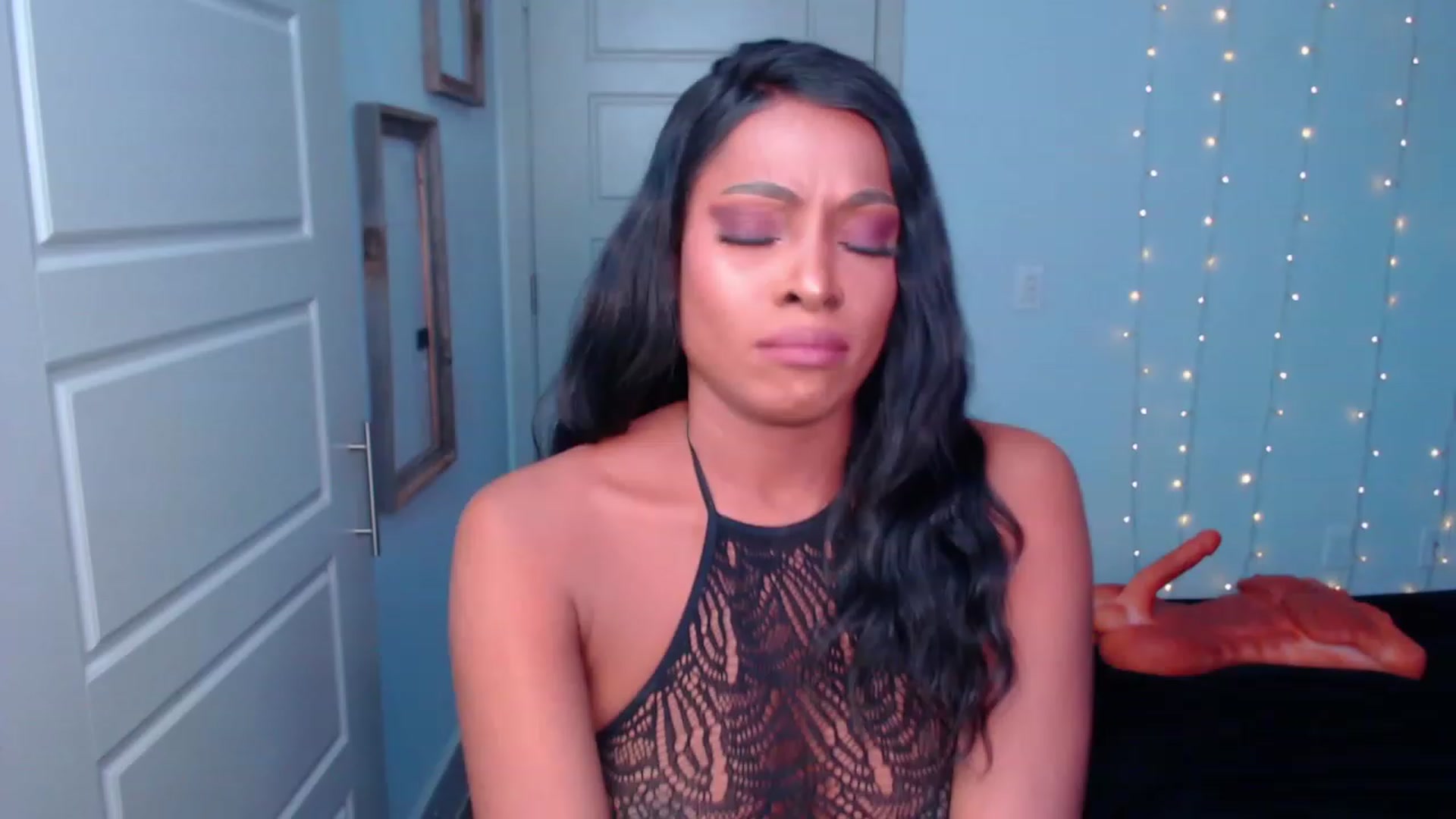 Gallery image thumbnail from ArianaVenti's myfreecams stream on, 11/26/2022, 23:57 image 14 of 20