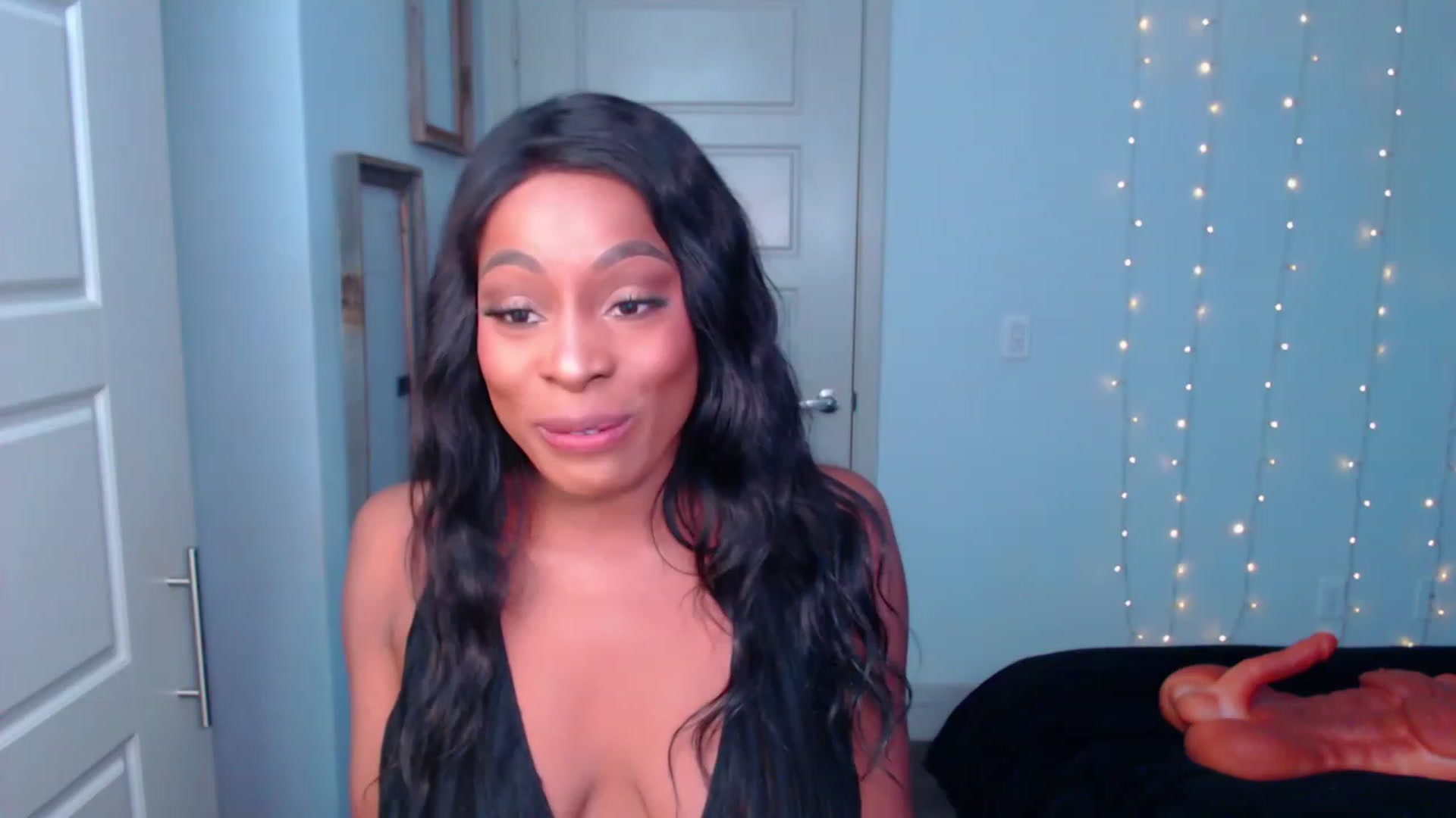 Gallery image thumbnail from ArianaVenti's myfreecams stream on, 11/28/2022, 01:37 image 11 of 20