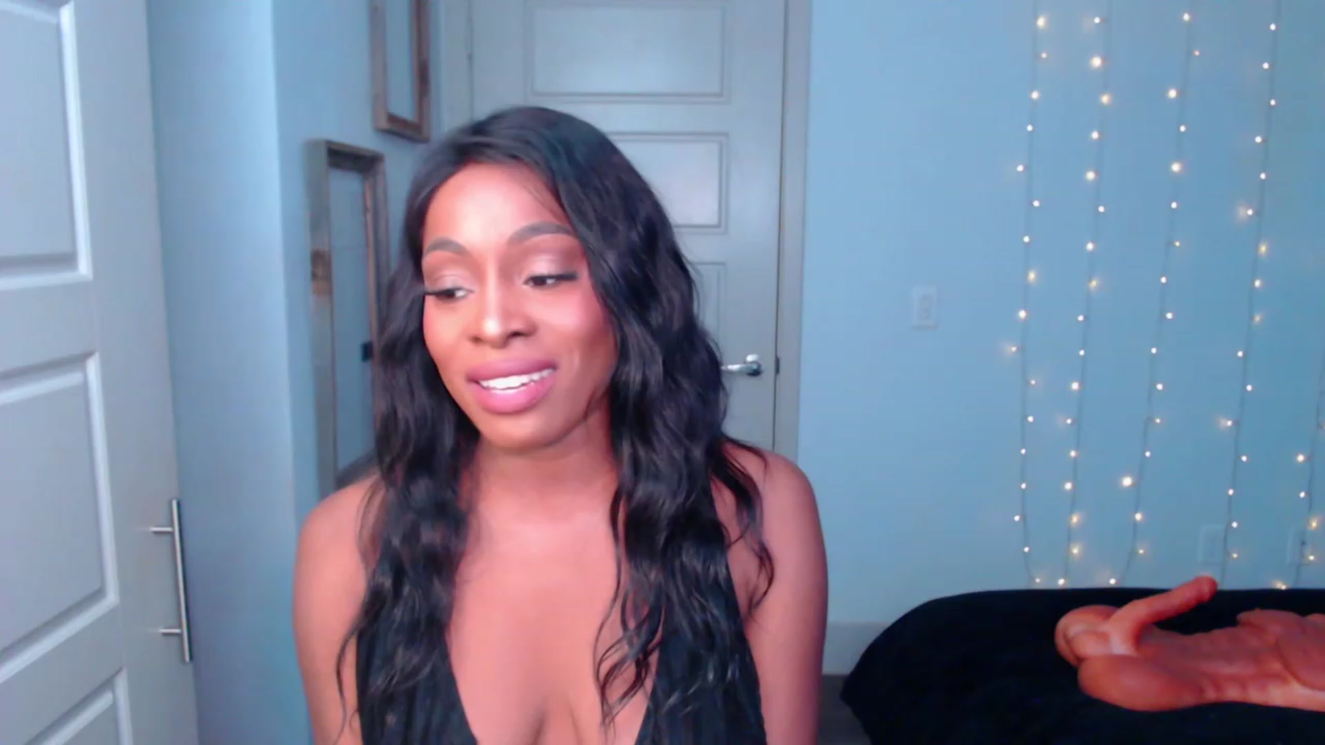 Gallery image thumbnail from ArianaVenti's myfreecams stream on, 11/28/2022, 01:37 image 19 of 20