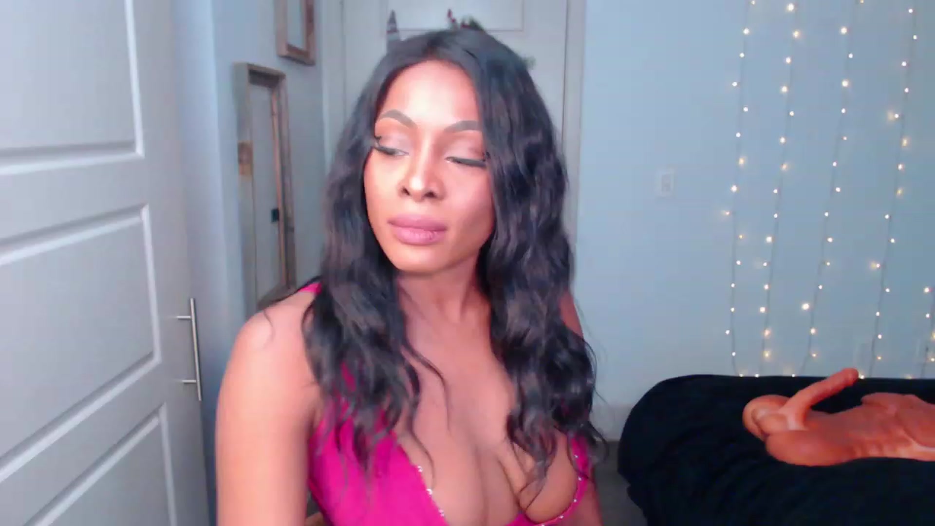 Gallery image thumbnail from ArianaVenti's myfreecams stream on, 11/28/2022, 21:58 image 19 of 20