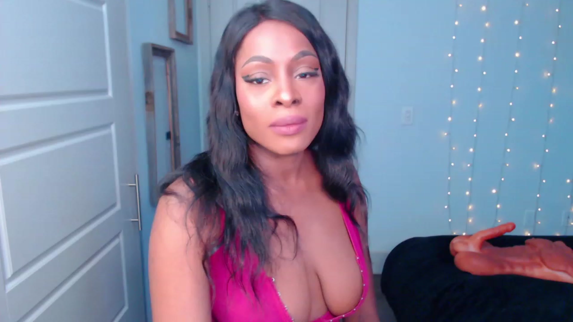 Gallery image thumbnail from ArianaVenti's myfreecams stream on, 11/29/2022, 02:58 image 6 of 20