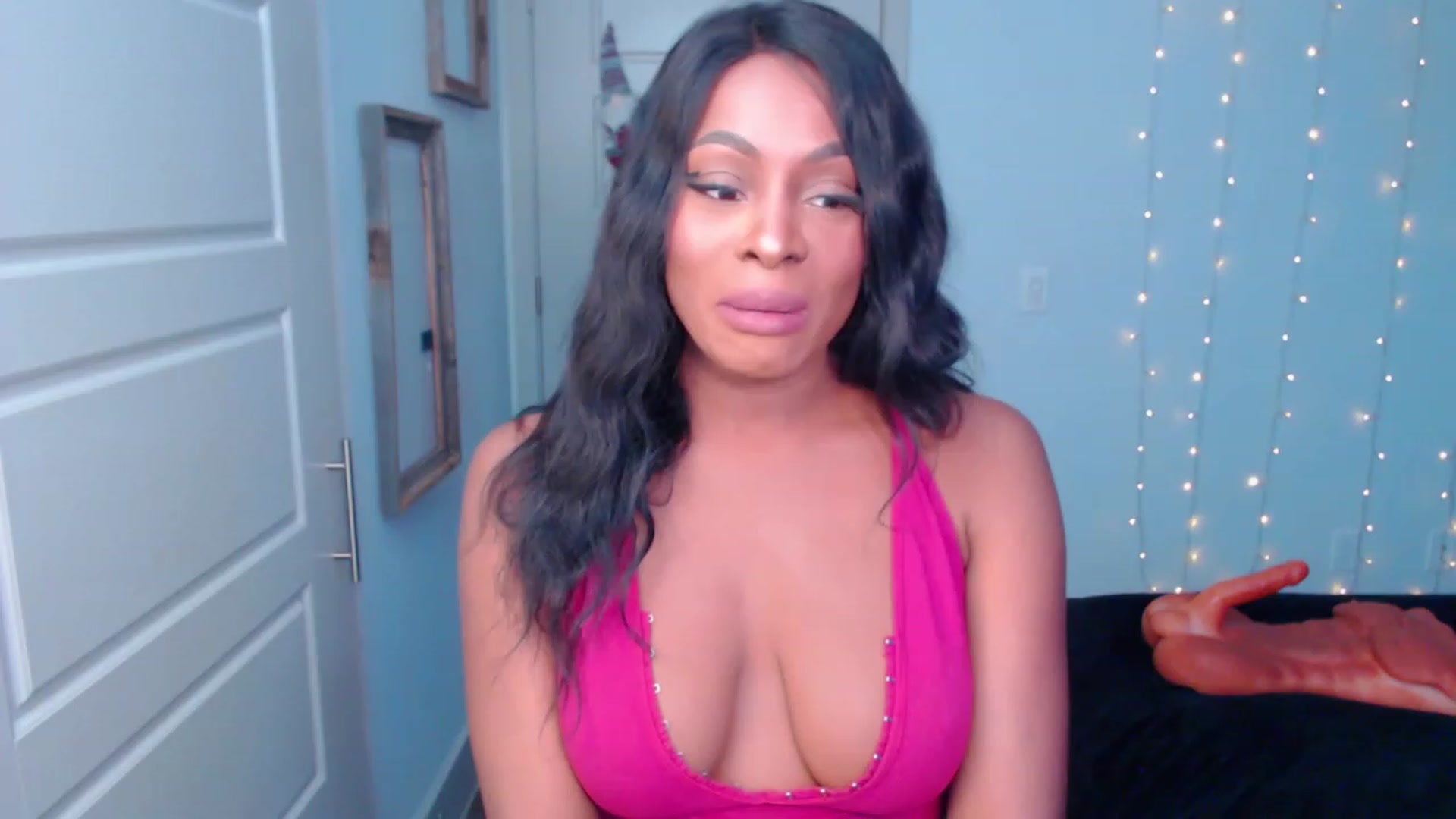 Gallery image thumbnail from ArianaVenti's myfreecams stream on, 11/29/2022, 02:58 image 11 of 20