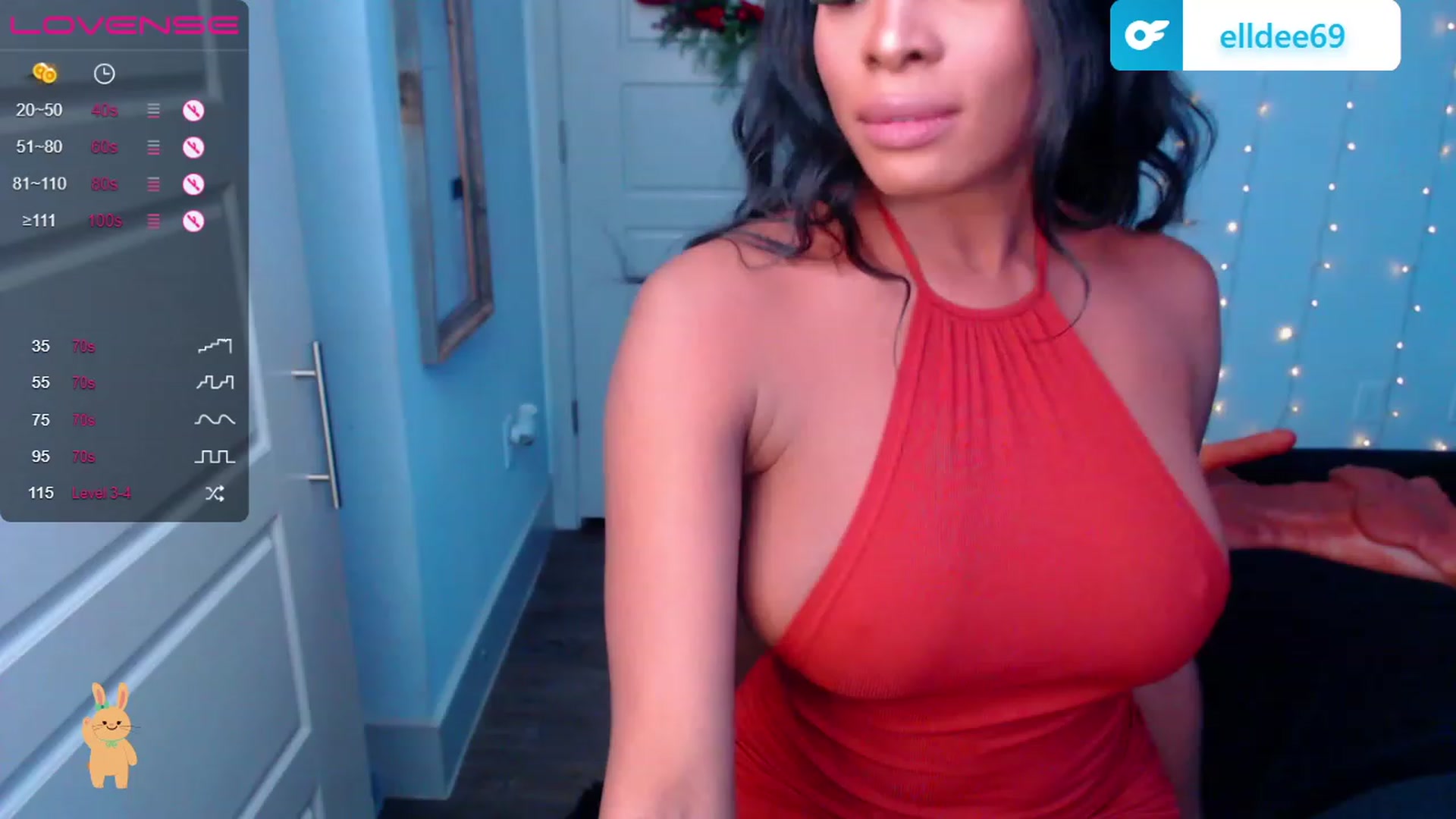 Gallery image thumbnail from ArianaVenti's myfreecams stream on, 12/01/2022, 24:12 image 19 of 20