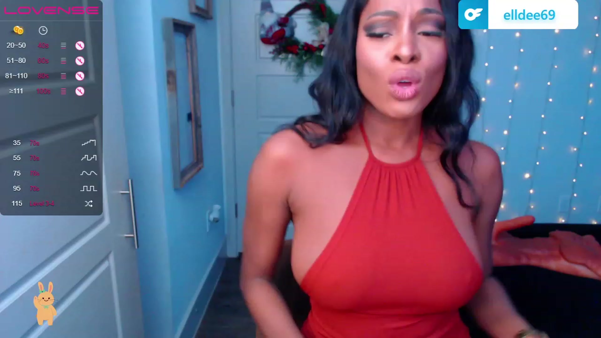 Gallery image thumbnail from ArianaVenti's myfreecams stream on, 12/01/2022, 24:12 image 13 of 20