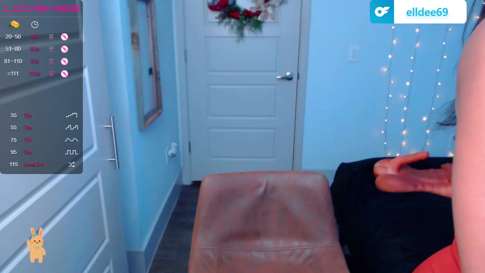 Gallery image thumbnail from ArianaVenti's myfreecams stream on, 12/01/2022, 01:58 image 10 of 20