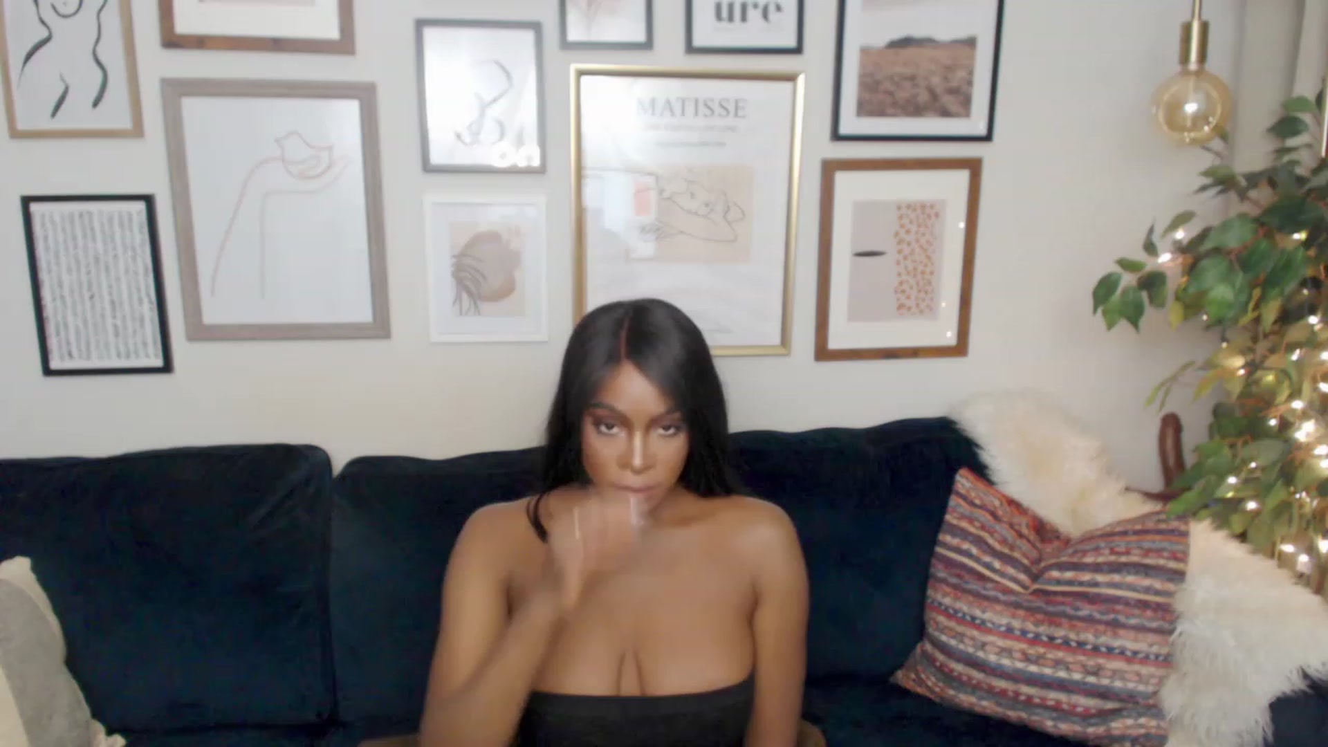 Gallery image thumbnail from ArianaVenti's myfreecams stream on, 01/03/2024, 12:40 image 14 of 20