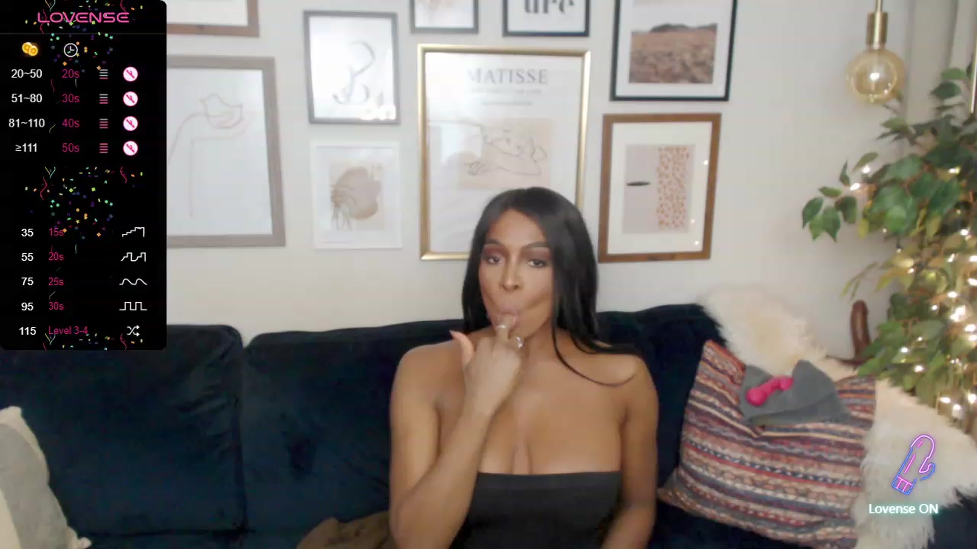 Gallery image thumbnail from ArianaVenti's myfreecams stream on, 01/03/2024, 14:33 image 14 of 20