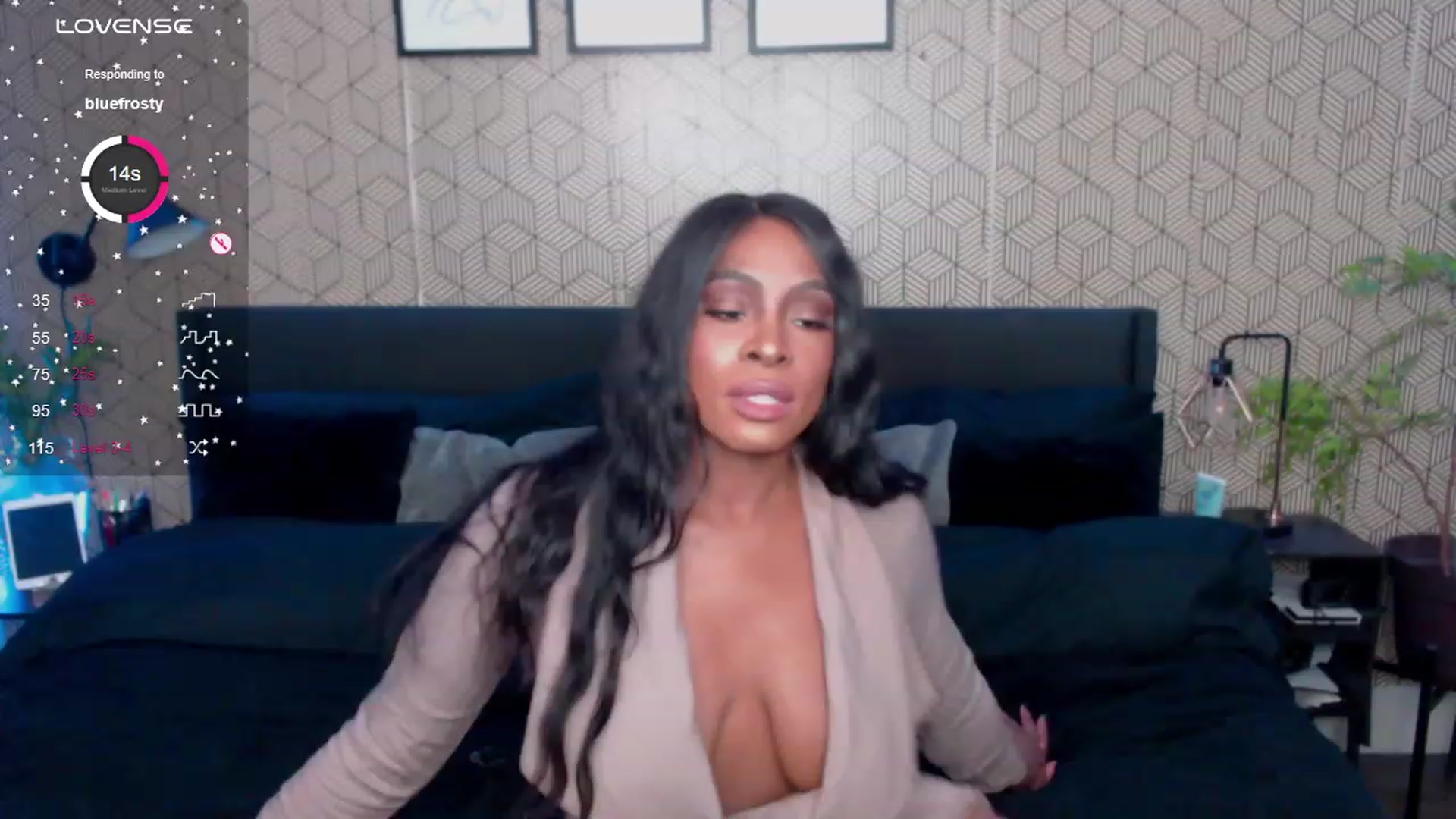 Gallery image thumbnail from ArianaVenti's myfreecams stream on, 01/16/2024, 11:12 image 19 of 20