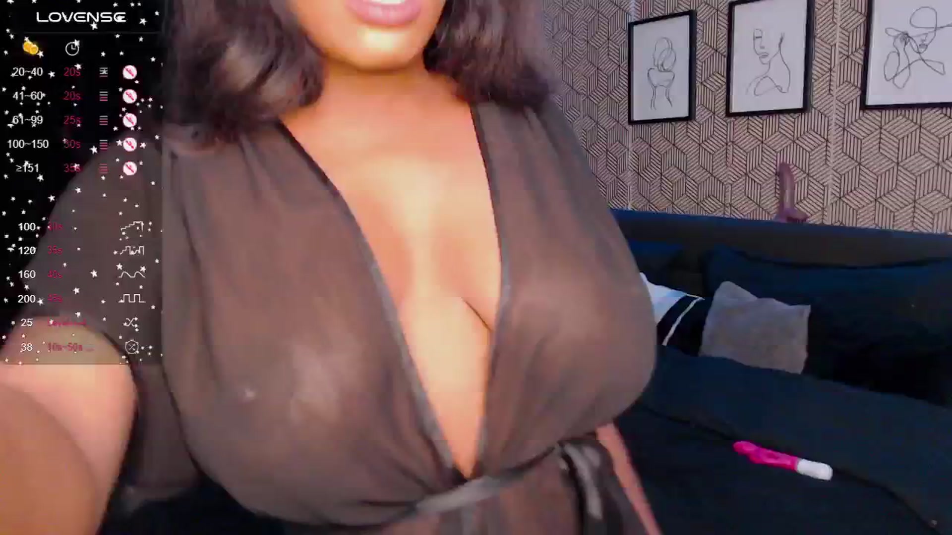 Gallery image thumbnail from ArianaVenti's myfreecams stream on, 06/09/2024, 20:05 image 3 of 20