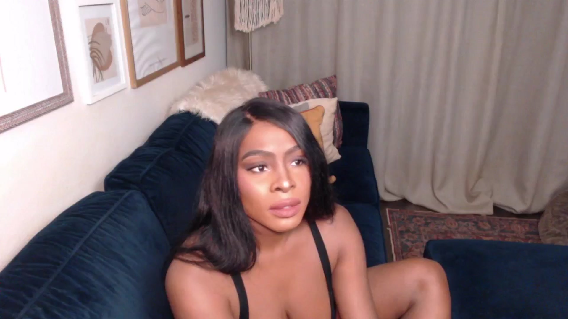 Gallery image thumbnail from ArianaVenti's myfreecams stream on, 12/27/2024, 11:25 image 3 of 20