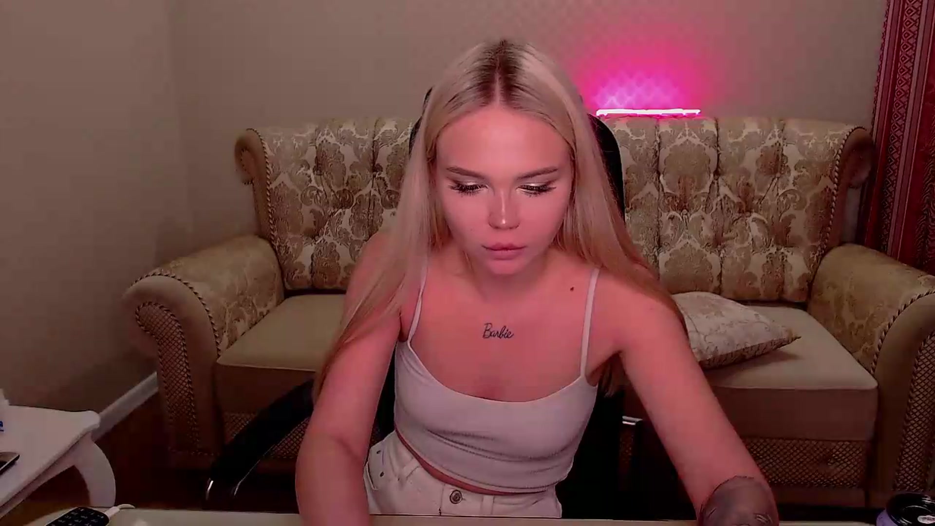 Gallery image thumbnail from Ariana_Blissx's myfreecams stream on, 04/30/2026, 08:23 image 3 of 20