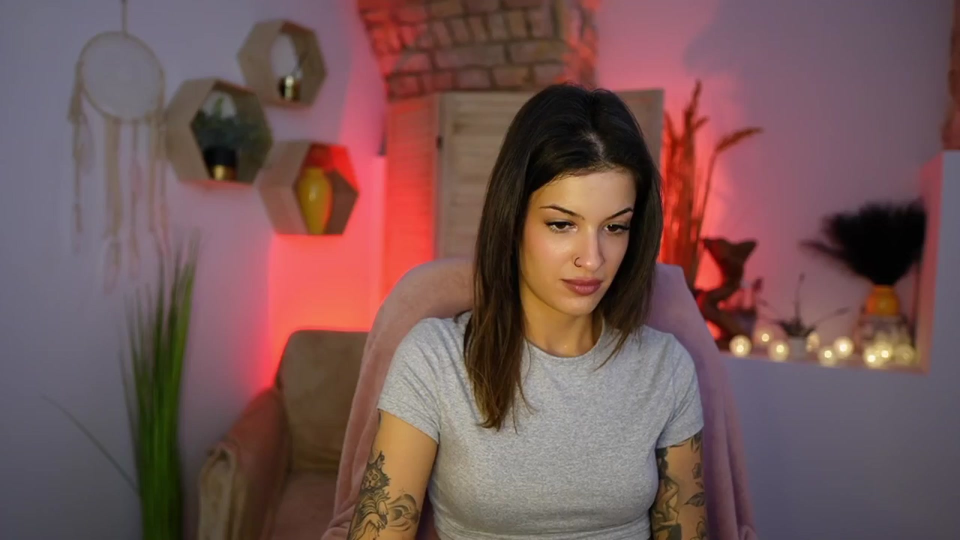 Gallery image thumbnail from Ariana_Love's myfreecams stream on, 01/17/2025, 10:49 image 6 of 20