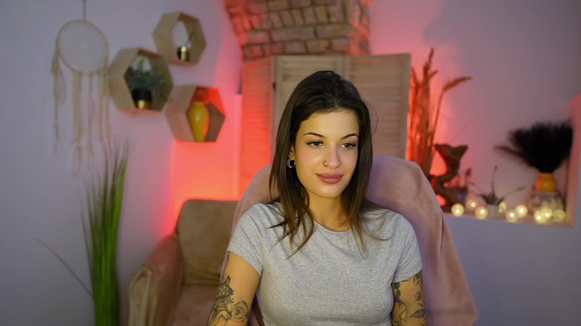 Gallery image thumbnail from Ariana_Love's myfreecams stream on, 01/17/2025, 12:36 image 12 of 20