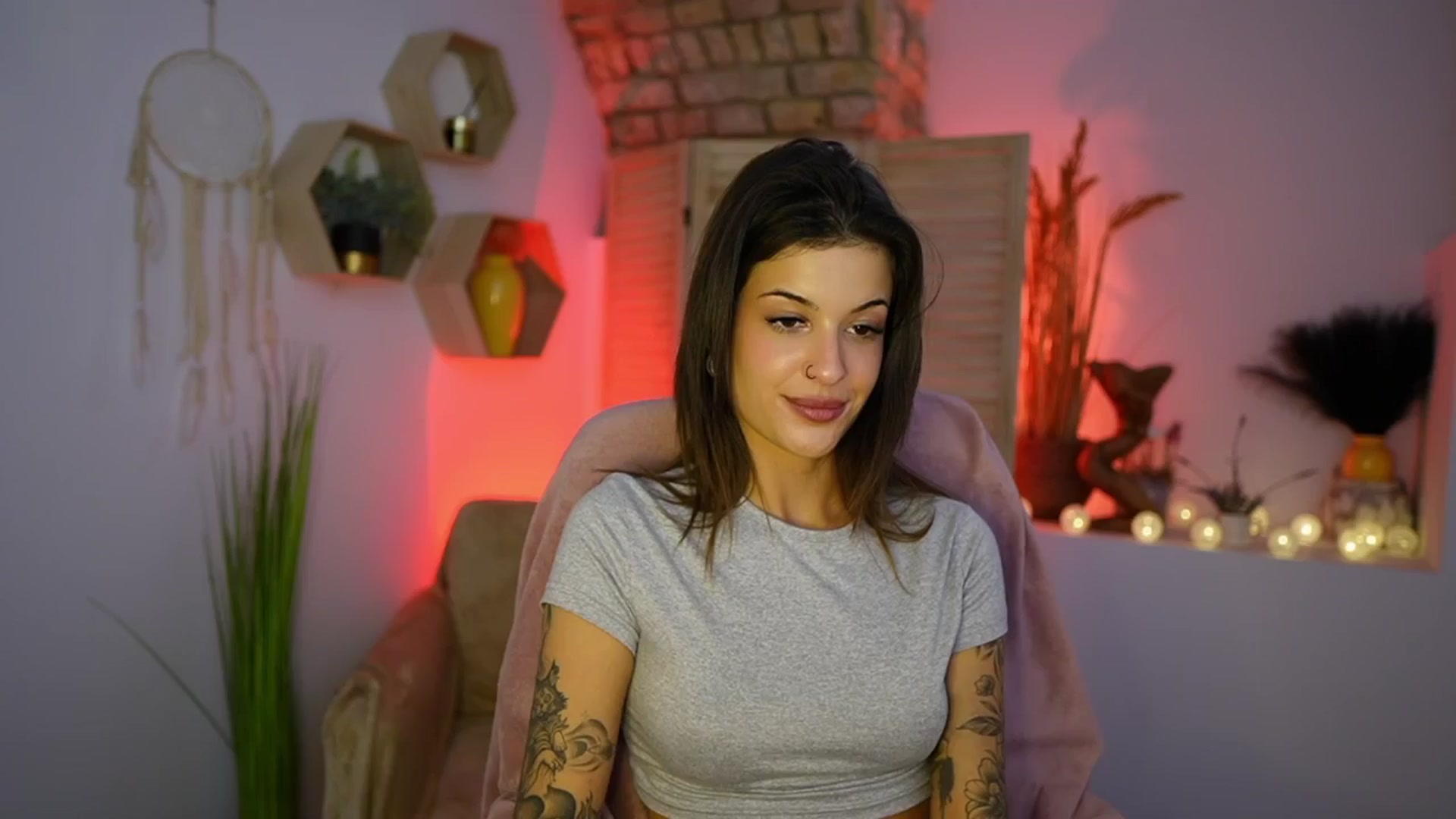 Gallery image thumbnail from Ariana_Love's myfreecams stream on, 01/17/2025, 12:36 image 10 of 20