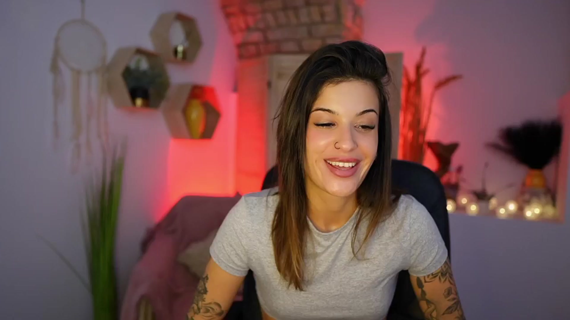 Gallery image thumbnail from Ariana_Love's myfreecams stream on, 01/17/2025, 14:33 image 6 of 20
