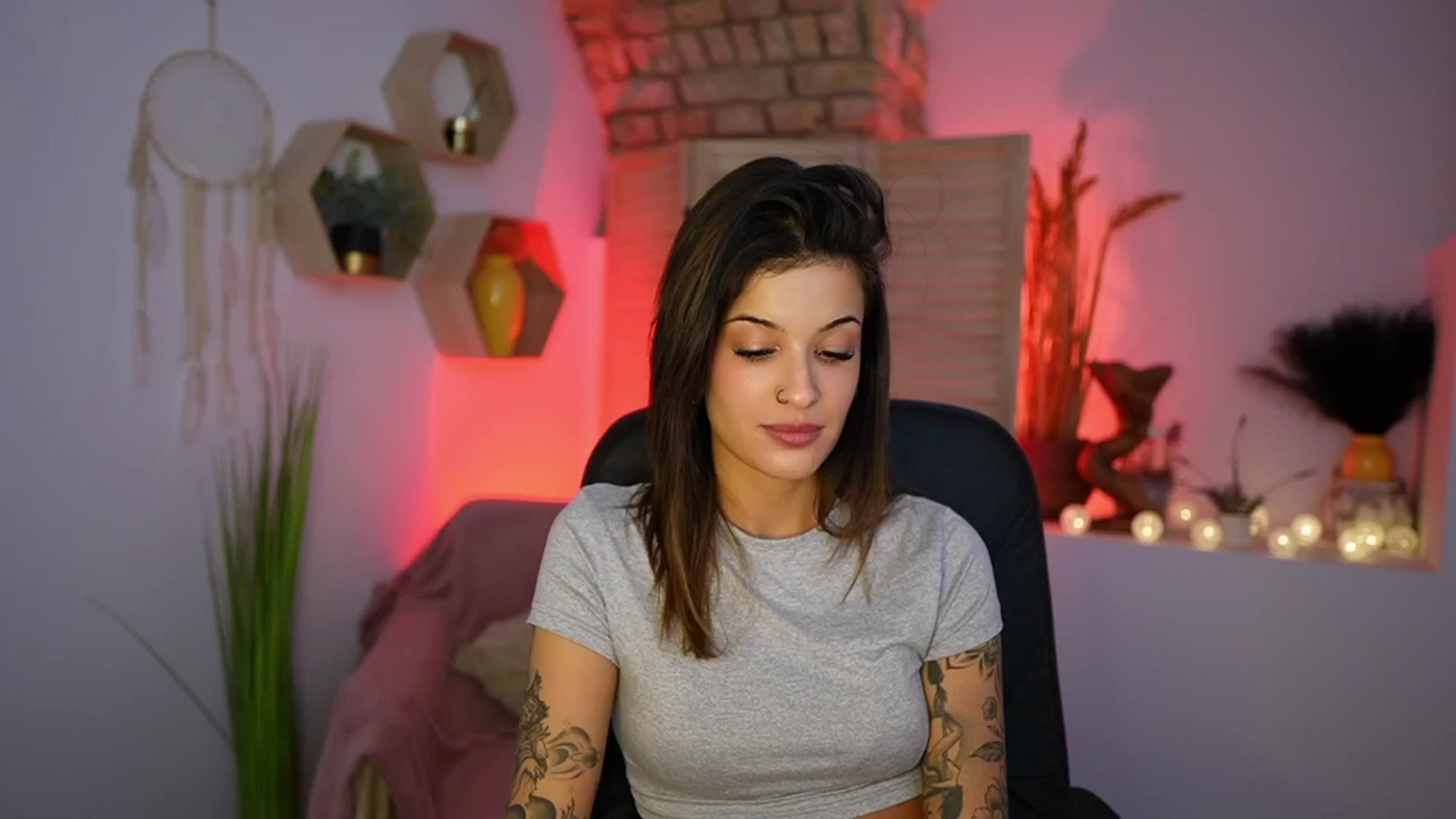 Gallery image thumbnail from Ariana_Love's myfreecams stream on, 01/17/2025, 14:33 image 5 of 20