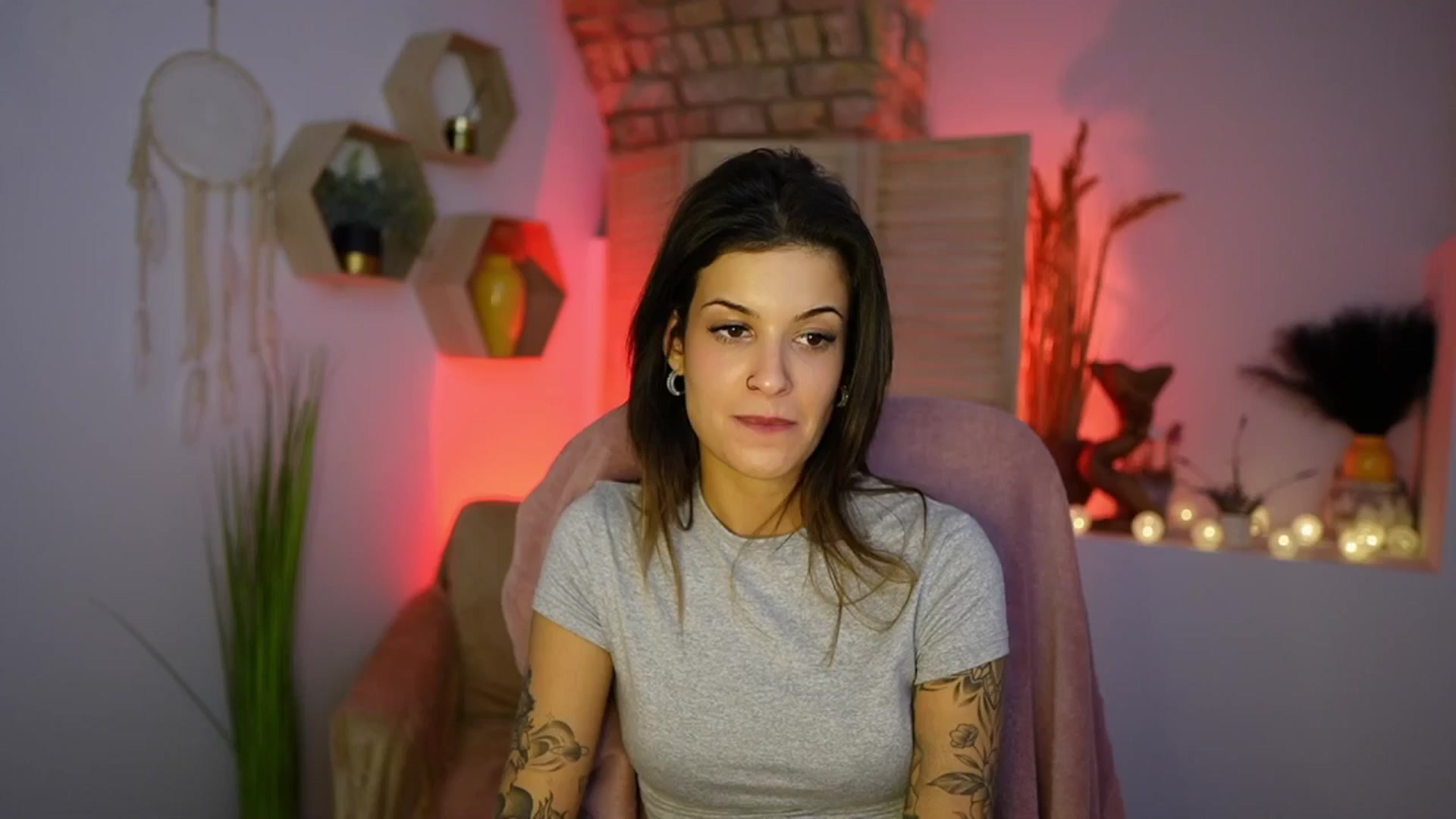Gallery image thumbnail from Ariana_Love's myfreecams stream on, 01/17/2025, 14:33 image 18 of 20
